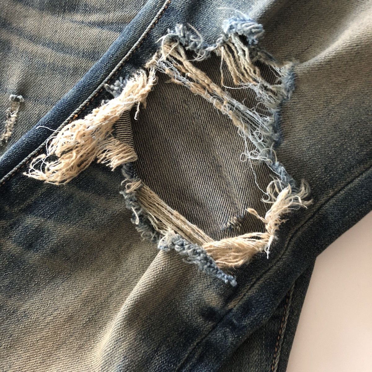 Amiri Amiri - Broken Jean. Size US 29 - 11 Thumbnail