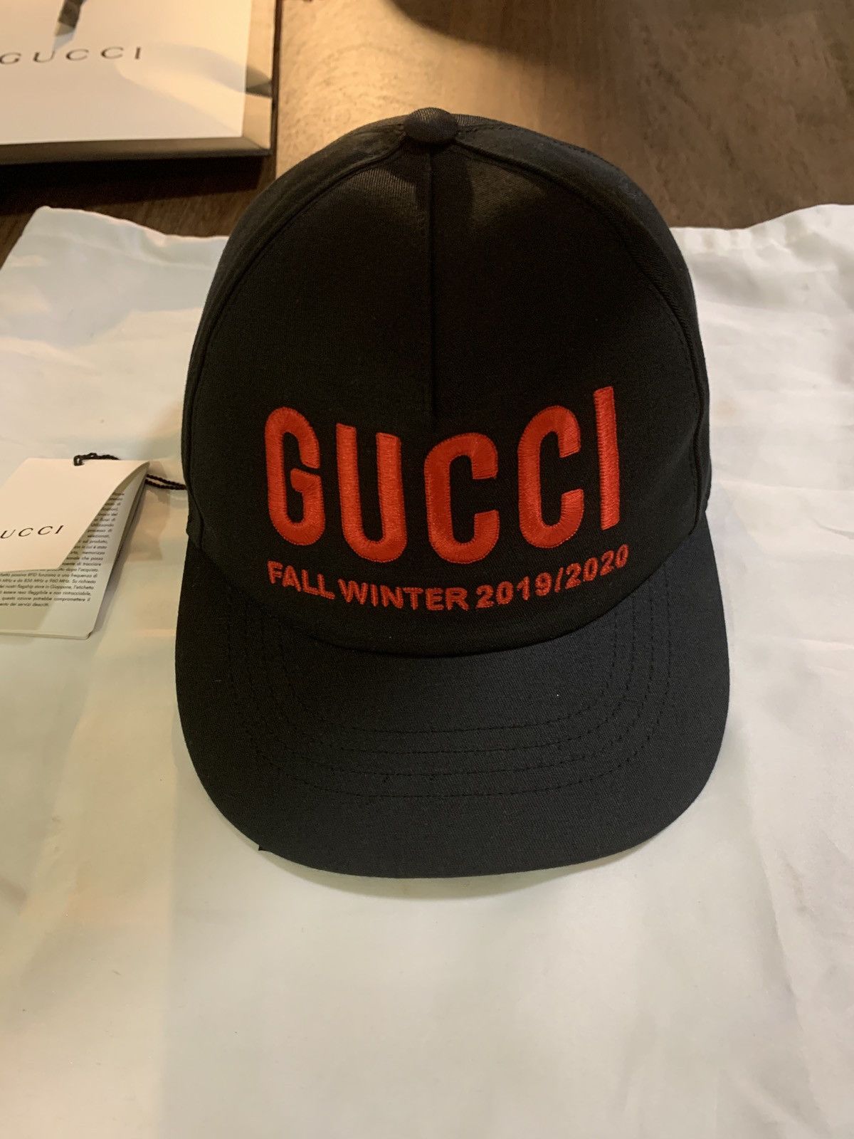 Gucci Fall Winter 2019/2020 Cap Gucci Gucci Fall/Winter 2019-2020 Cap Black and Red | Grailed main image 2