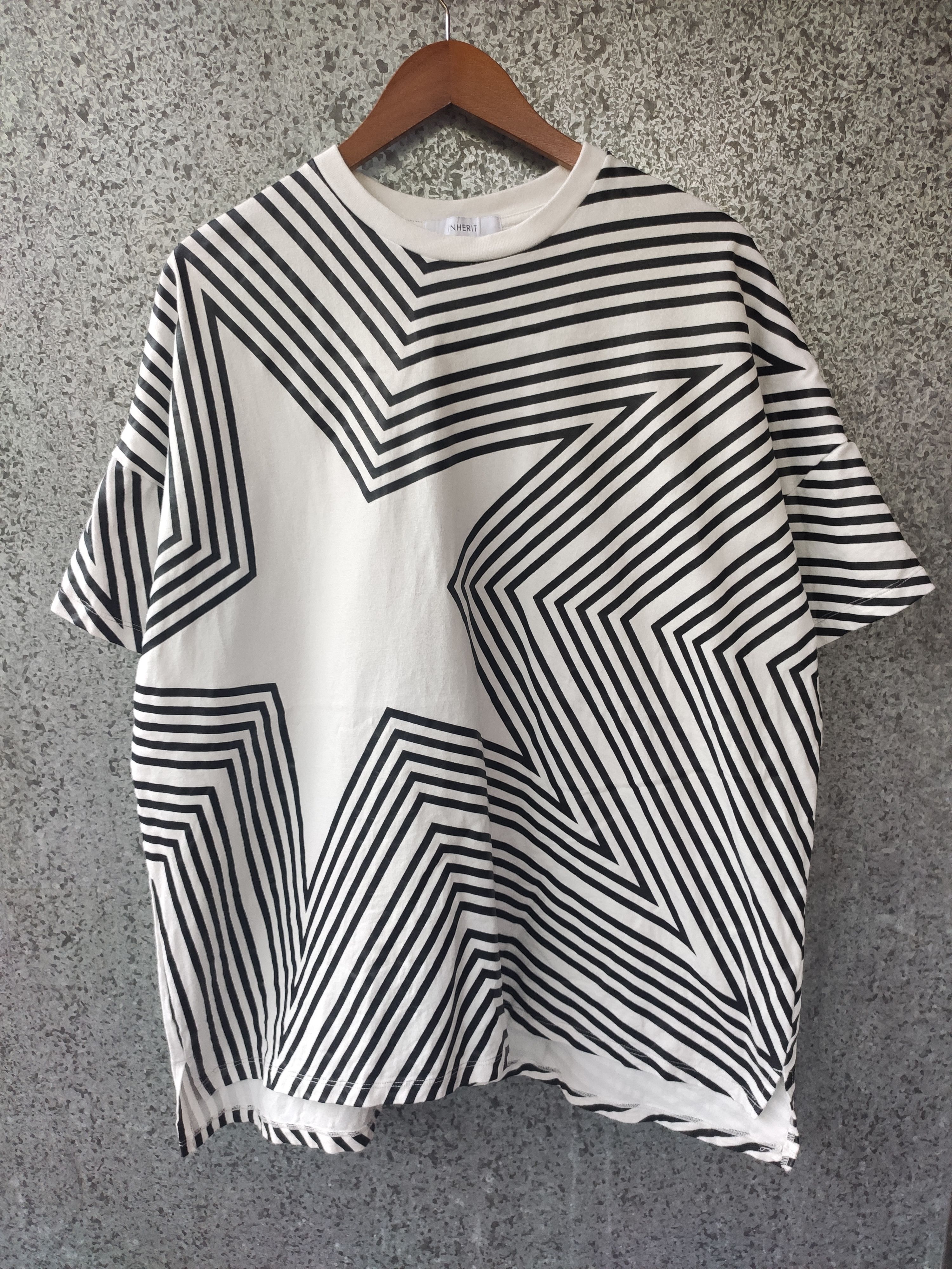 Japanese Brand Inherit t shirt symmetry designer tee Size US L / EU 52-54 / 3 - 1 Thumbnail