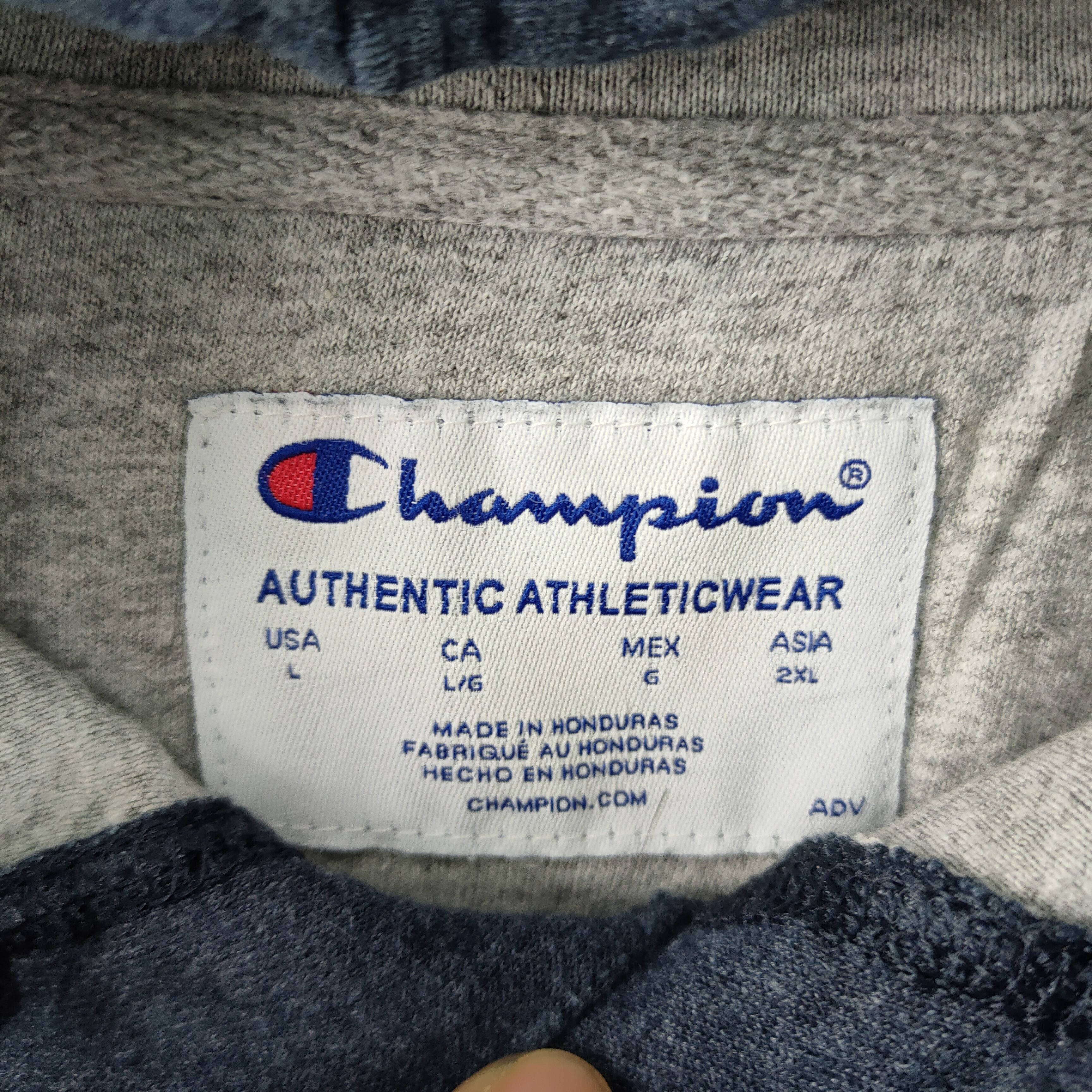Champion CHAMPION SWEATSHIRT HOODIES Size US XL / EU 56 / 4 - 9 Thumbnail