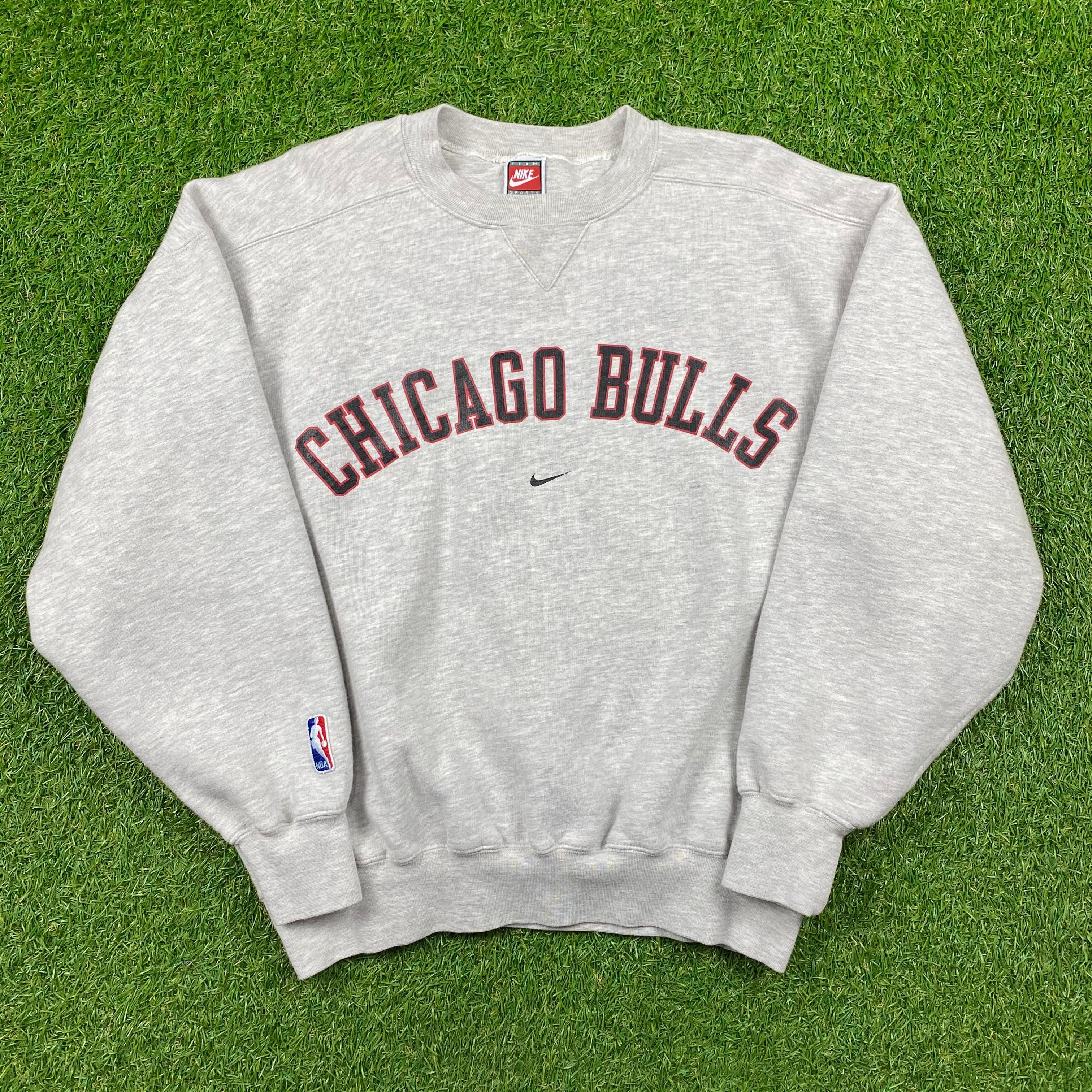 chicago bulls nike sweatshirt 90s