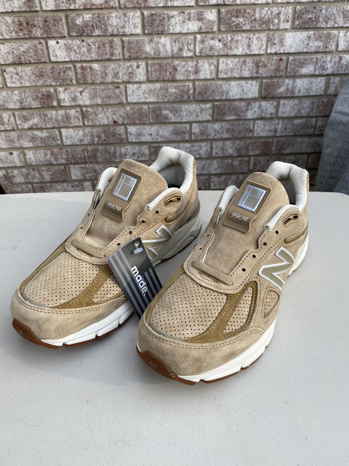 New balance 990v4 on sale hemp