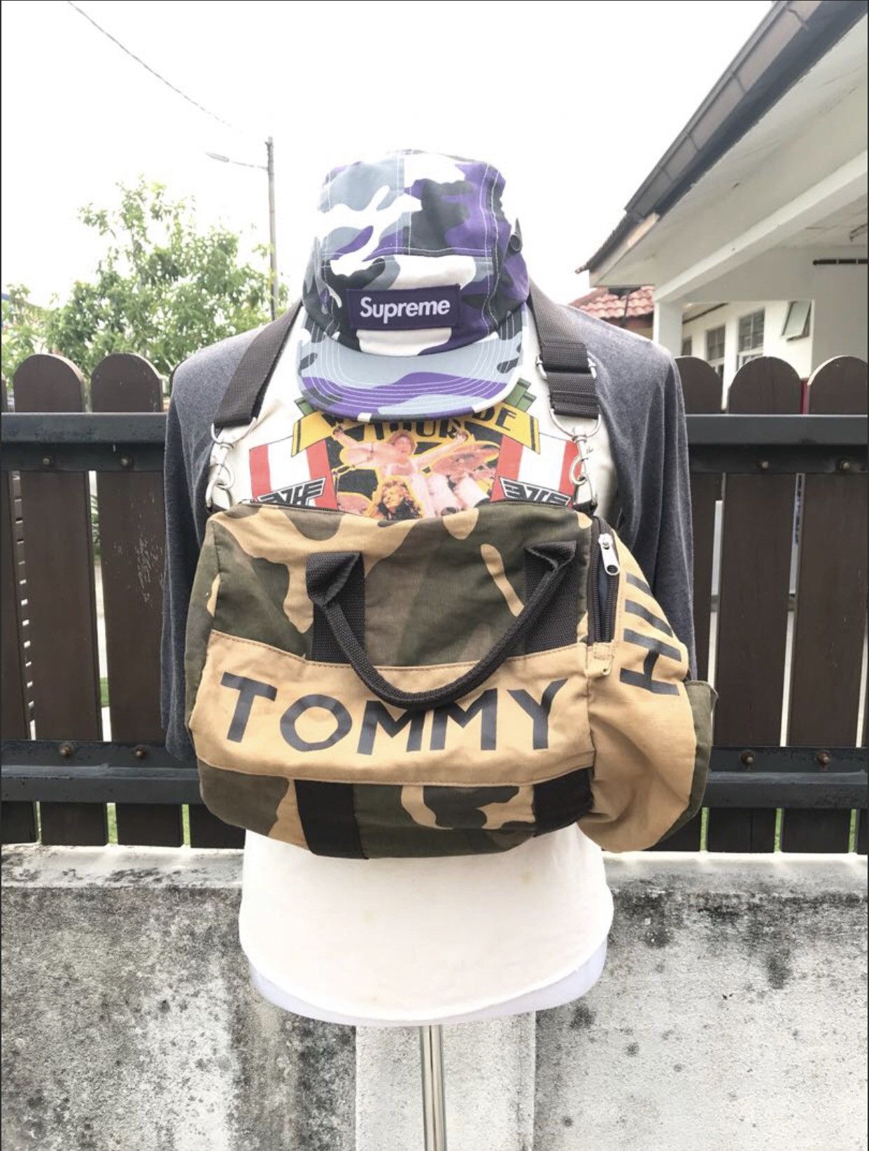 Vintage Tommy Hilfiger duffle outlet bag