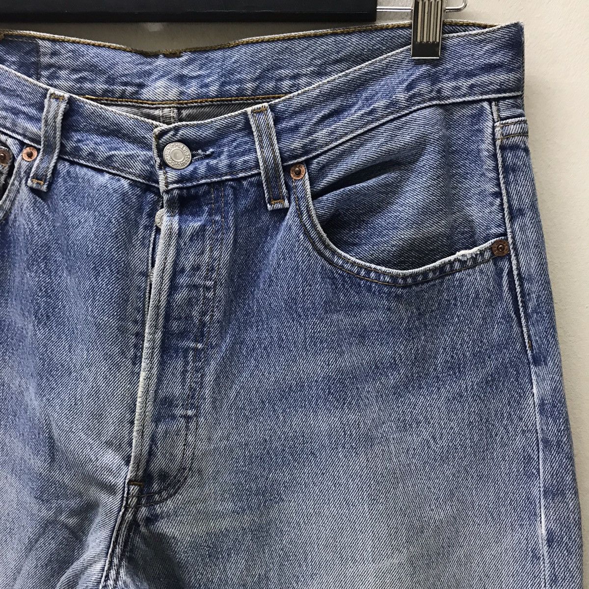 Levi's Vintage 90s Levis 501 Lightwash Nice Faded Made in Polad Size US 33 - 5 Thumbnail