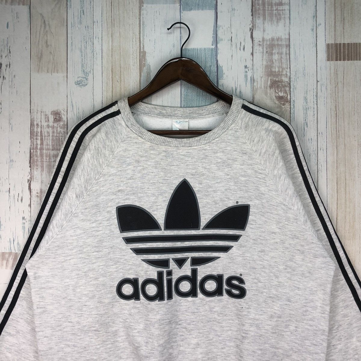 Adidas Vintage Adidas Big Logo Sweatshirt Crewneck Size US L / EU 52-54 / 3 - 3 Thumbnail