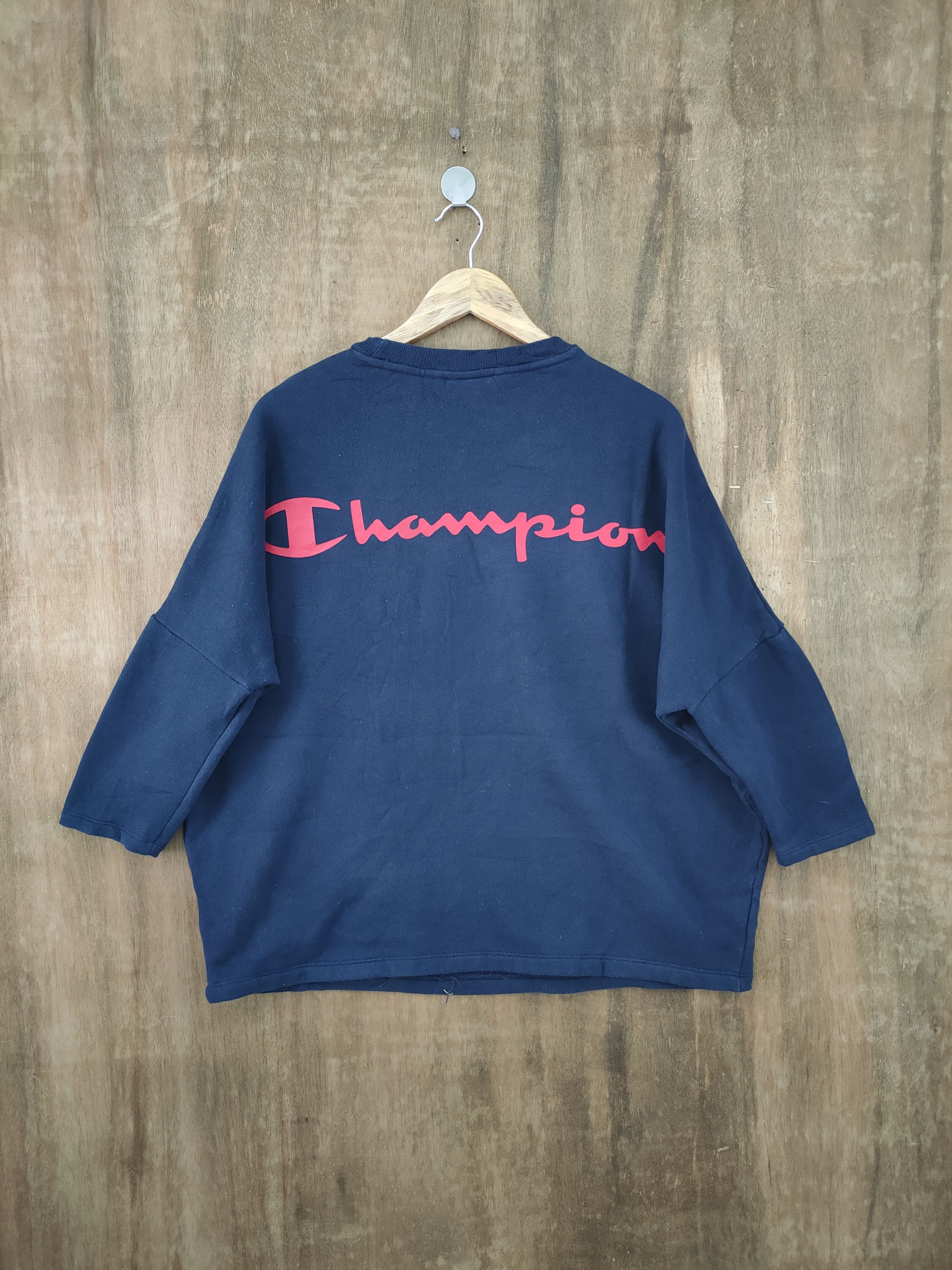 image of Champion 3 Quater Sleeve Baggy Sweatshirt in Dark Blue, Men's (Size Small)