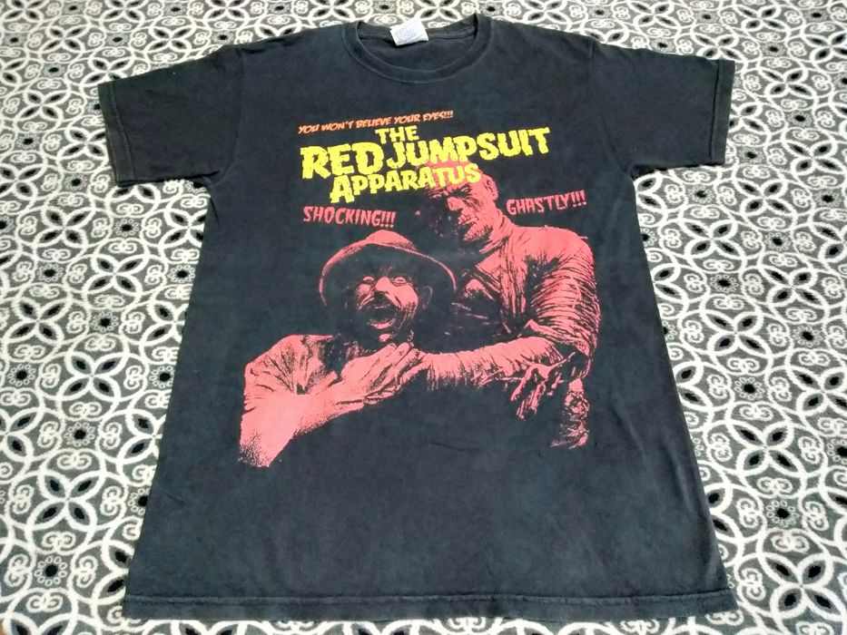 Red jumpsuit best sale apparatus shirt