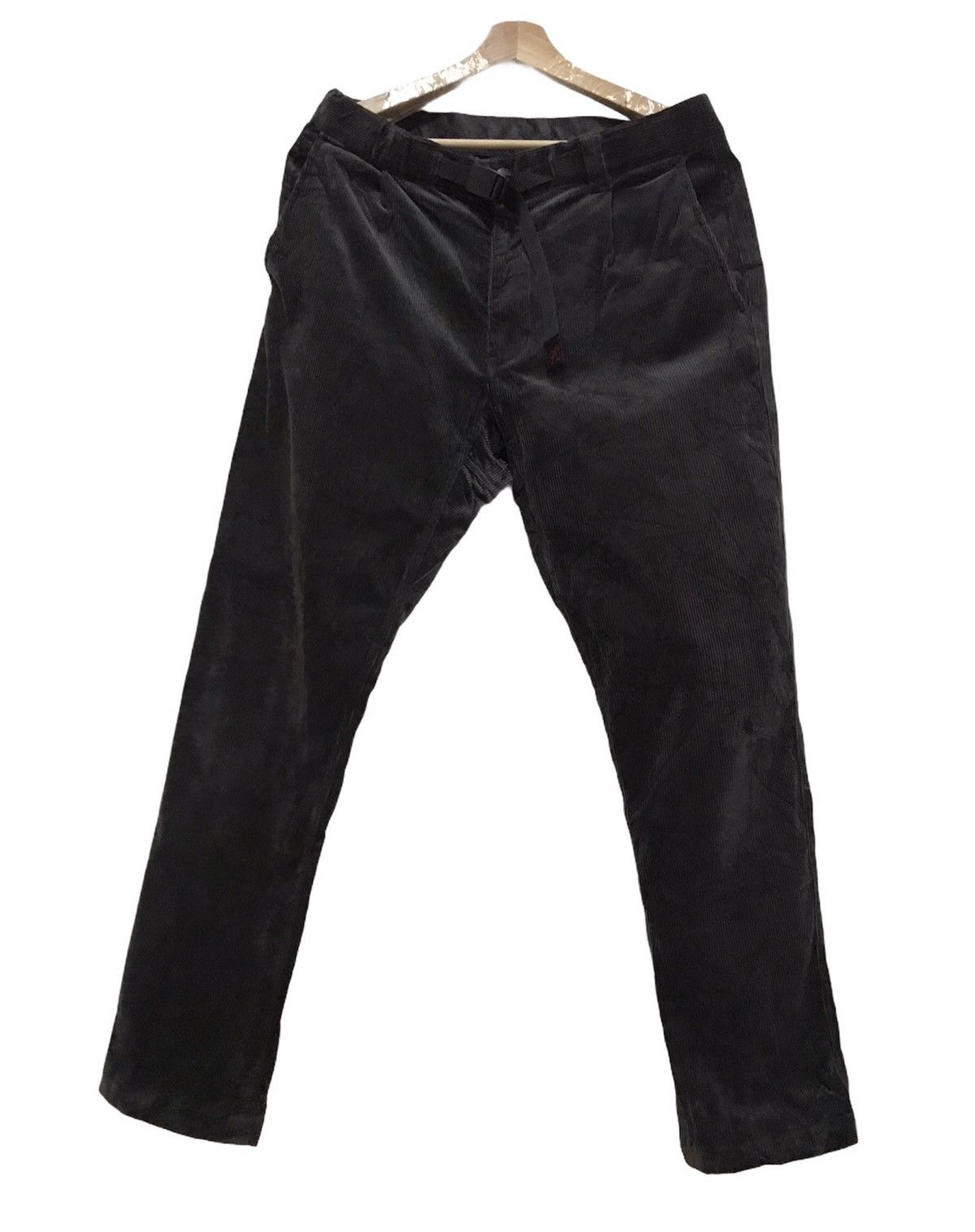 URBAN RESEARCH DOORS
ノーカラーウールコート MMI DOOR 32 in. x 80 in. Vented Right-Hand Outswing 1/2 Lite
