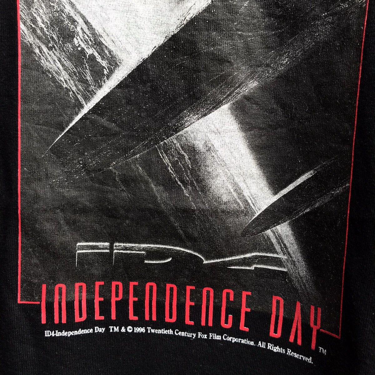 Vintage Vintage 90s INDEPENDENCE DAY movie horror tee Size US M / EU 48-50 / 2 - 3 Thumbnail