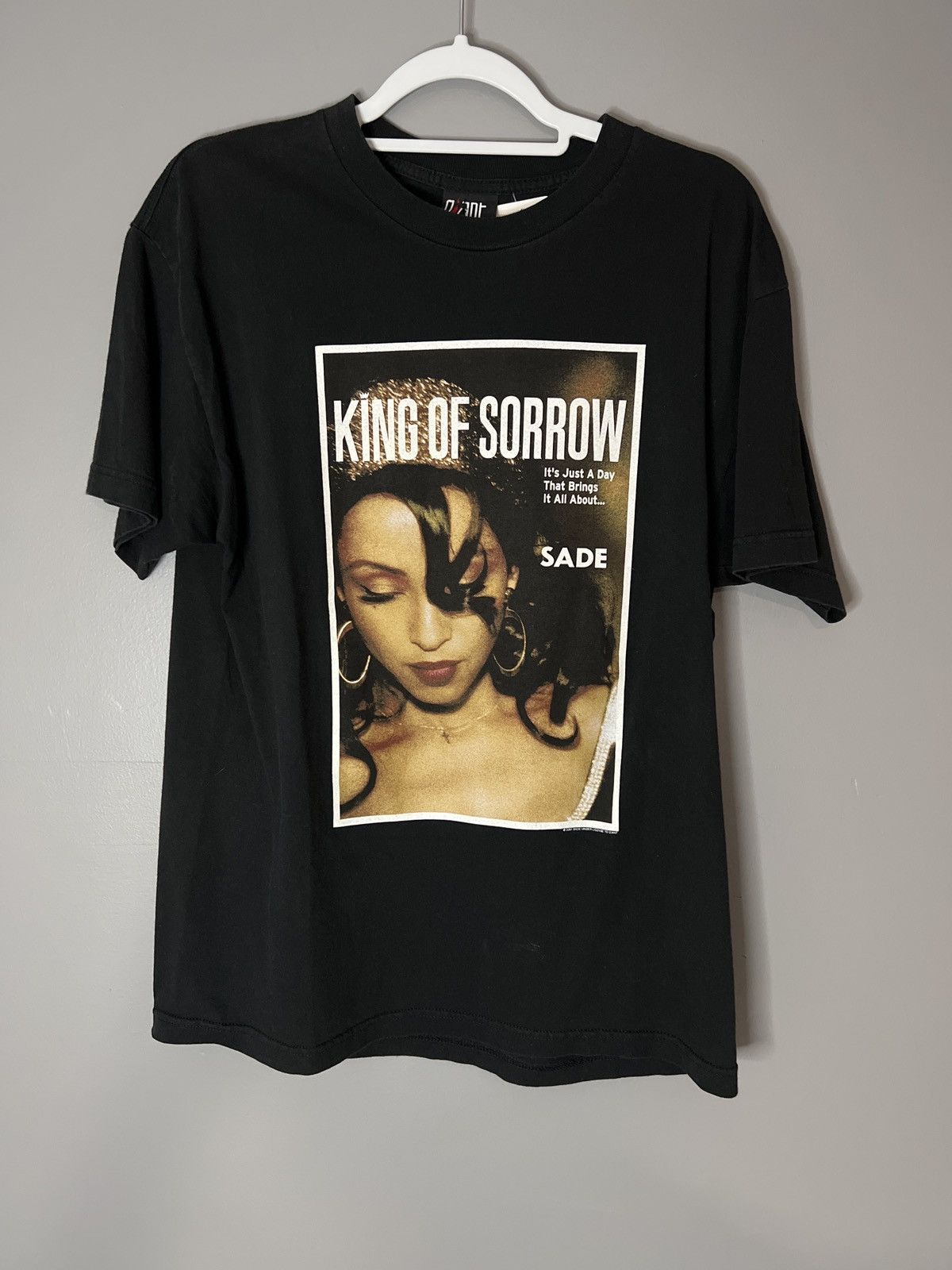Vintage SADE King of Sorrow 2001 tour tee | Grailed