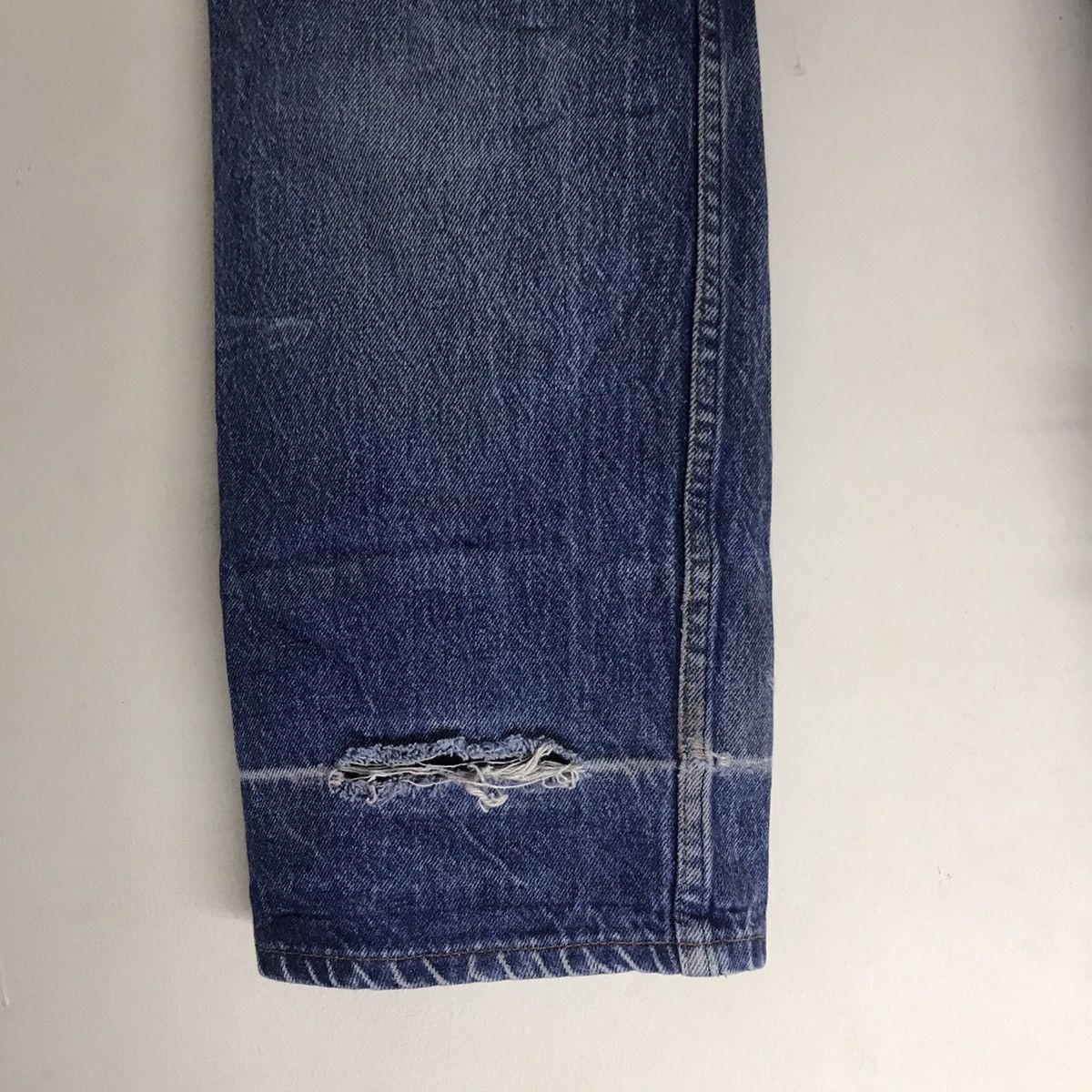 Levi's Vintage 80s Levis 501 Distressed Jeans Size US 33 - 16 Thumbnail