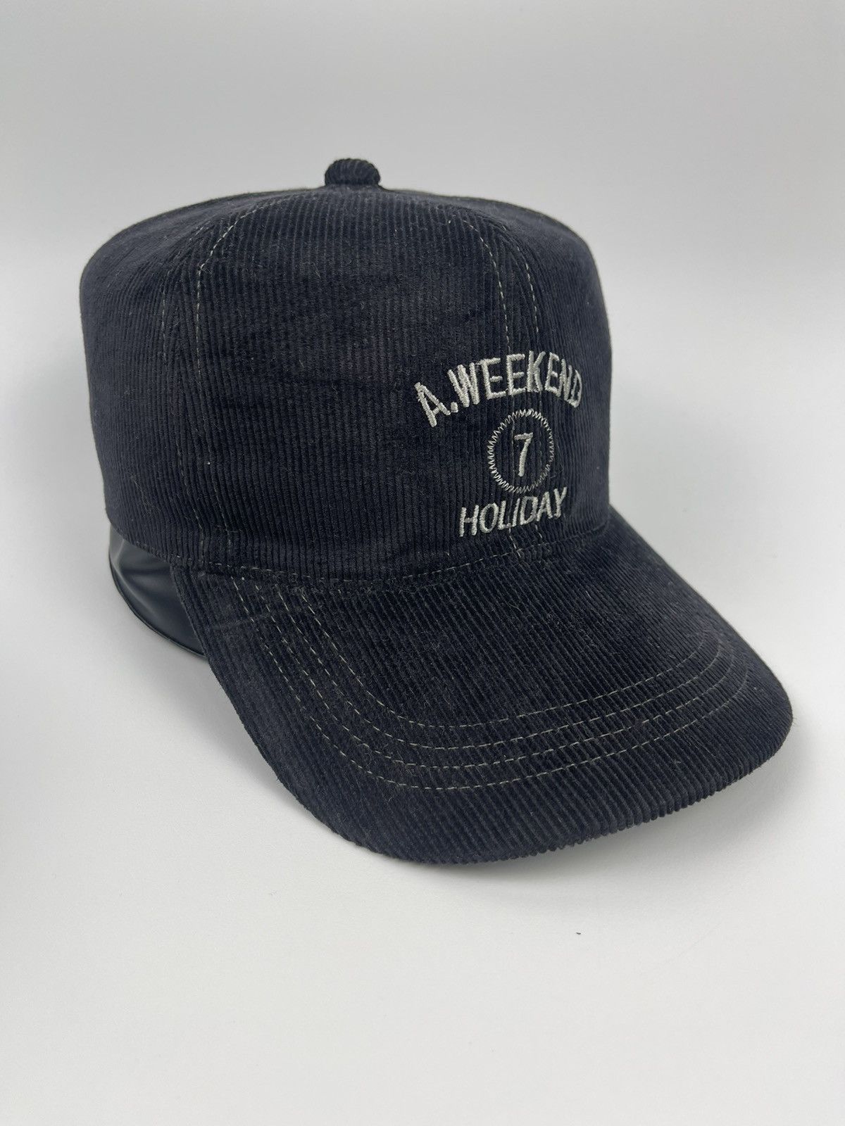Japanese Brand A. Weekend 7 holiday by IKEDA NOBUO hat Size ONE SIZE - 3 Thumbnail