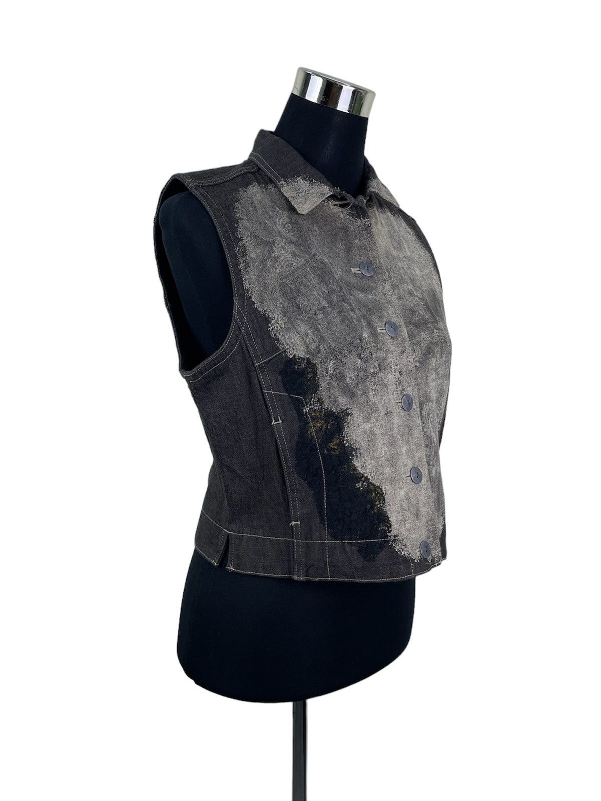 Designer × Japanese Brand Artisanal Destroyed Denim Vest | Made in Japan Heat Size US S / EU 44-46 / 1 - 5 Thumbnail