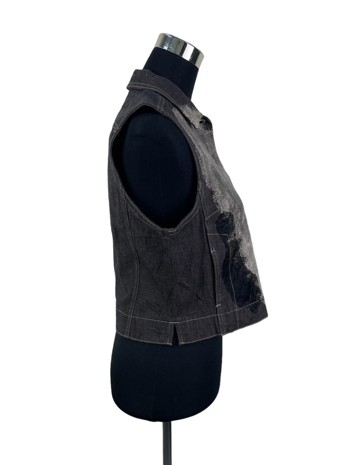 Designer × Japanese Brand Artisanal Destroyed Denim Vest | Made in Japan Heat Size US S / EU 44-46 / 1 - 6 Thumbnail