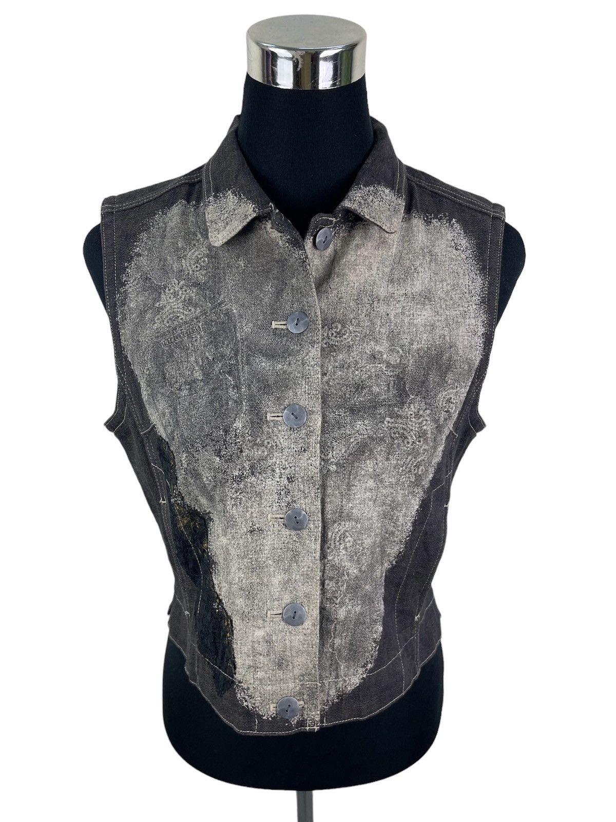 Designer × Japanese Brand Artisanal Destroyed Denim Vest | Made in Japan Heat Size US S / EU 44-46 / 1 - 3 Thumbnail