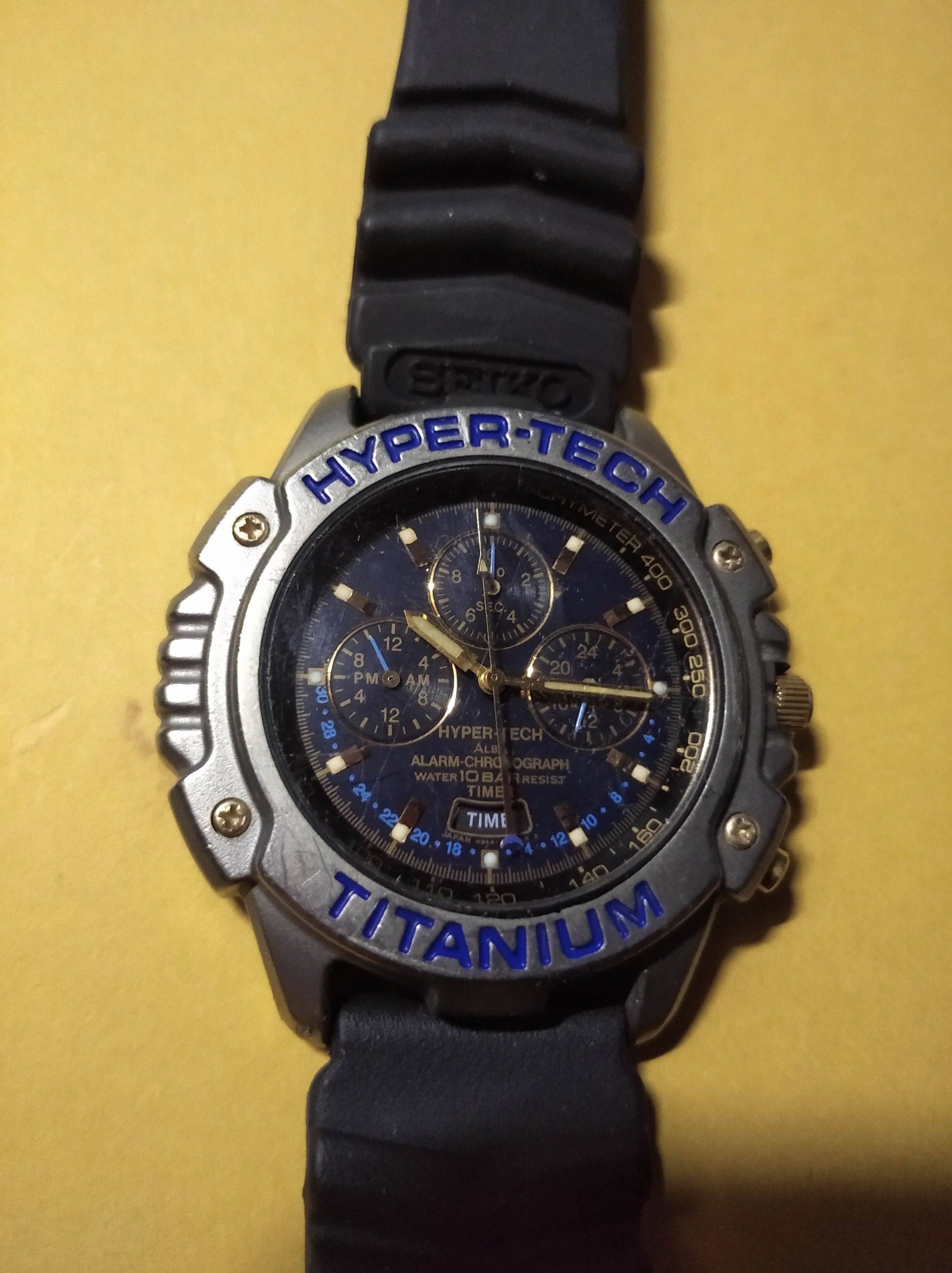 ALBA × Vintage Alba hyper tech titanium chronograph watch