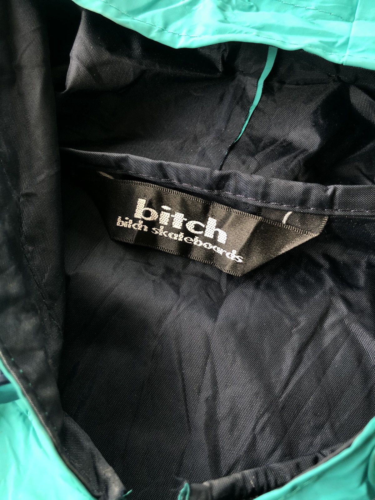 Hook-Ups Vintage 90s Bitch Skateboard ™️ Spellout O/S Hood Raincoat Size US L / EU 52-54 / 3 - 7 Thumbnail