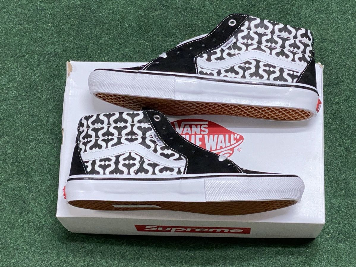 Supreme × Vans Supreme Monogram S Logo Skate Grosso Mid Black SS21 Size US 11 / EU 44 - 1 Thumbnail