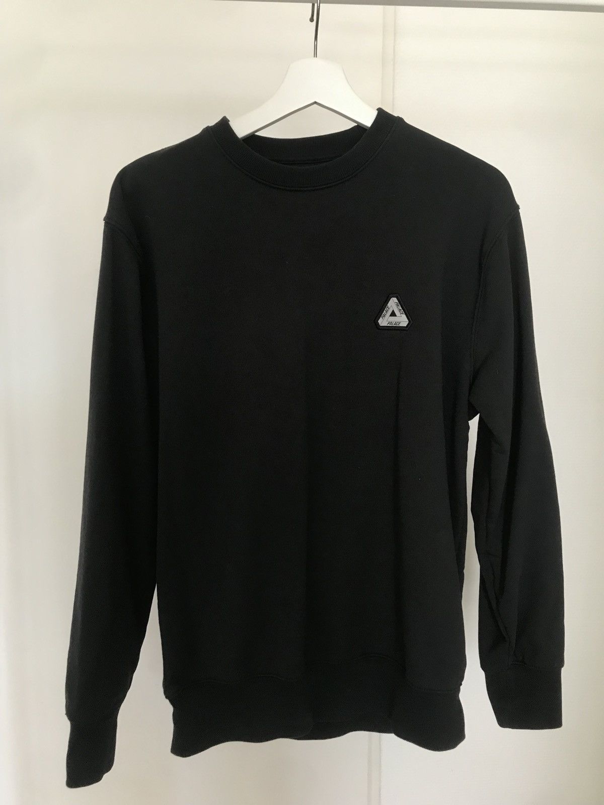Palace black sweatshirt deals