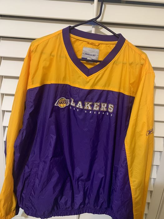 Lakers best sale pullover windbreaker