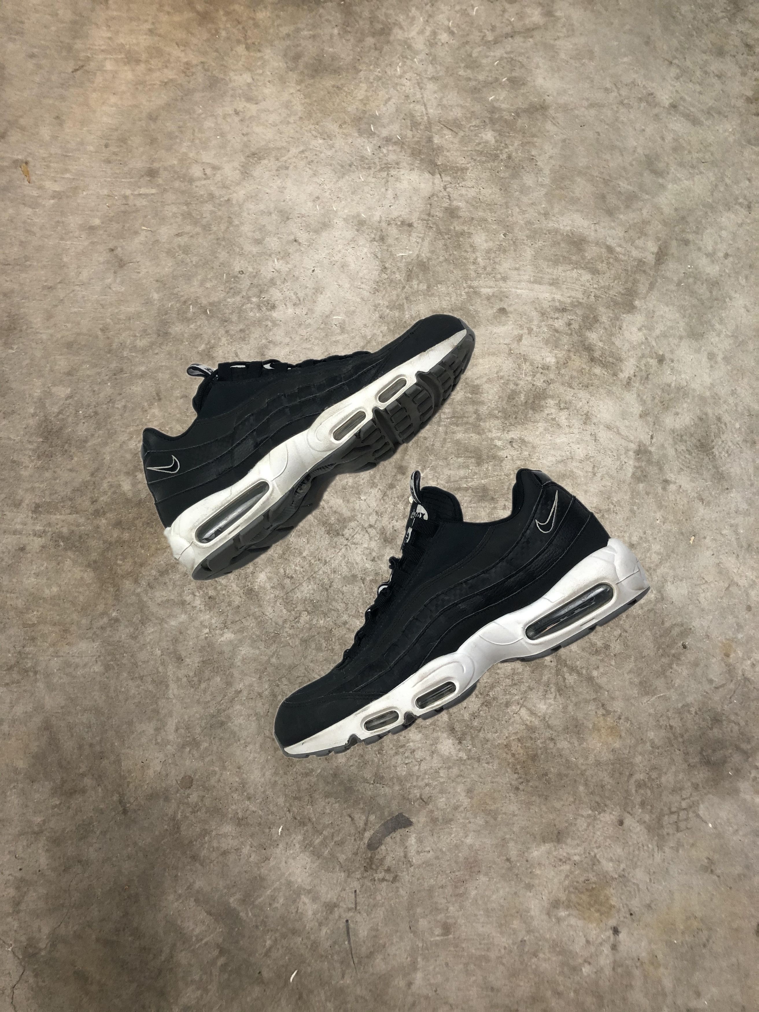 Nike Air Max 95 Pull Tab Shoes Low Top Sneakers Swoosh 12