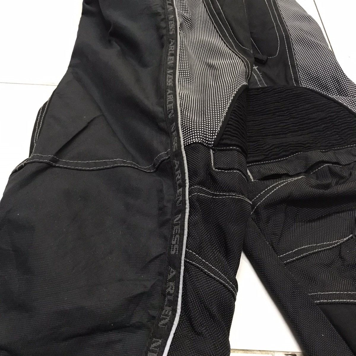 Sports Specialties Arlen Ness rider pant with sponge padding Size US 33 - 15 Thumbnail
