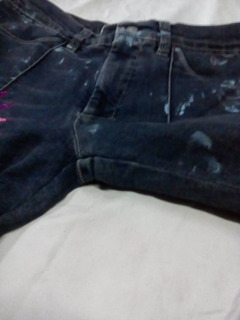 Versace beautiful pants.. versace made in Italy Size US 28 / EU 44 - 4 Thumbnail