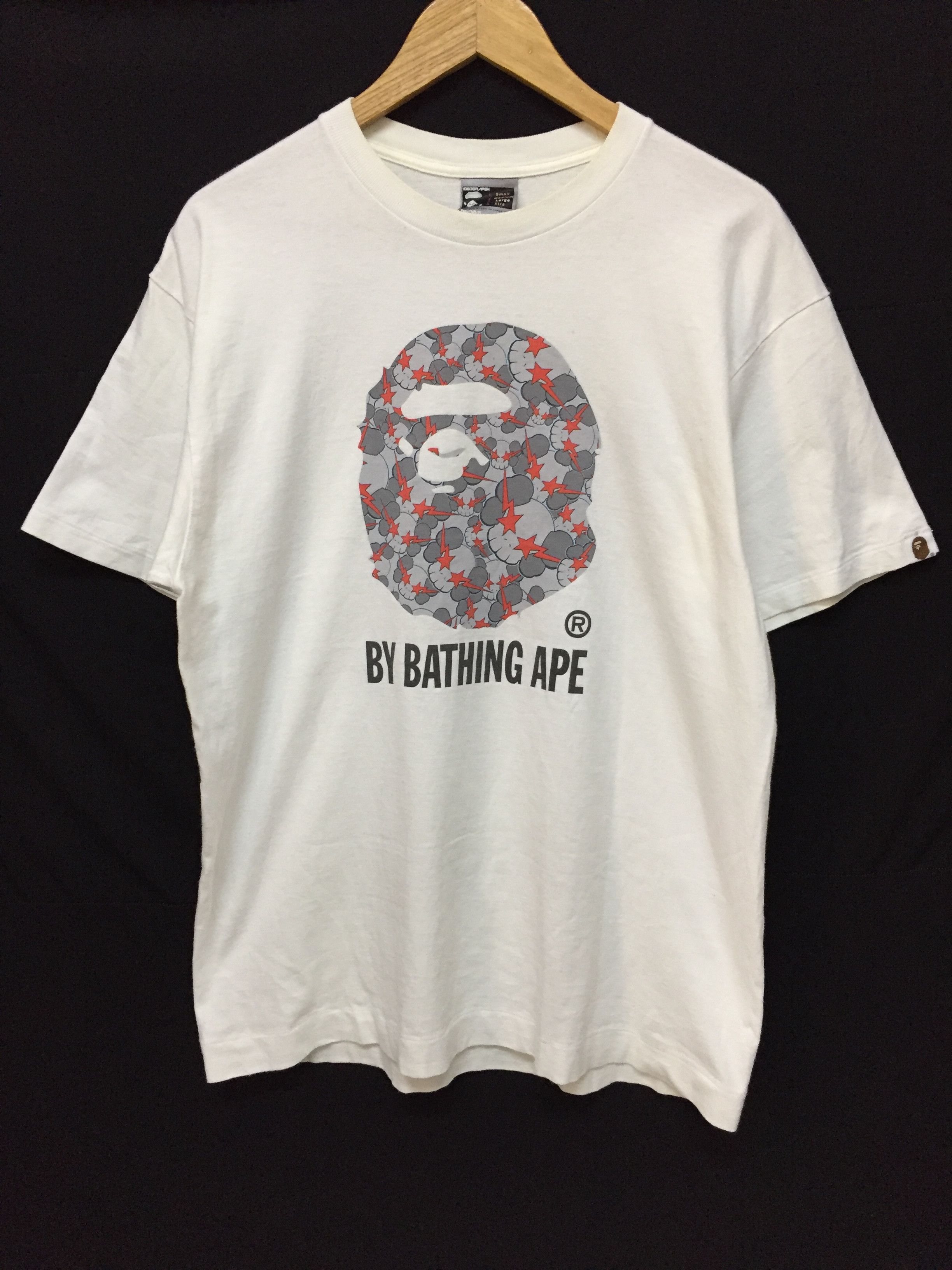 Bape × Kaws SS2005 Bape Kaws Thunder Camo / Skullsta Camo Tee. Size US L / EU 52-54 / 3 - 2 Thumbnail