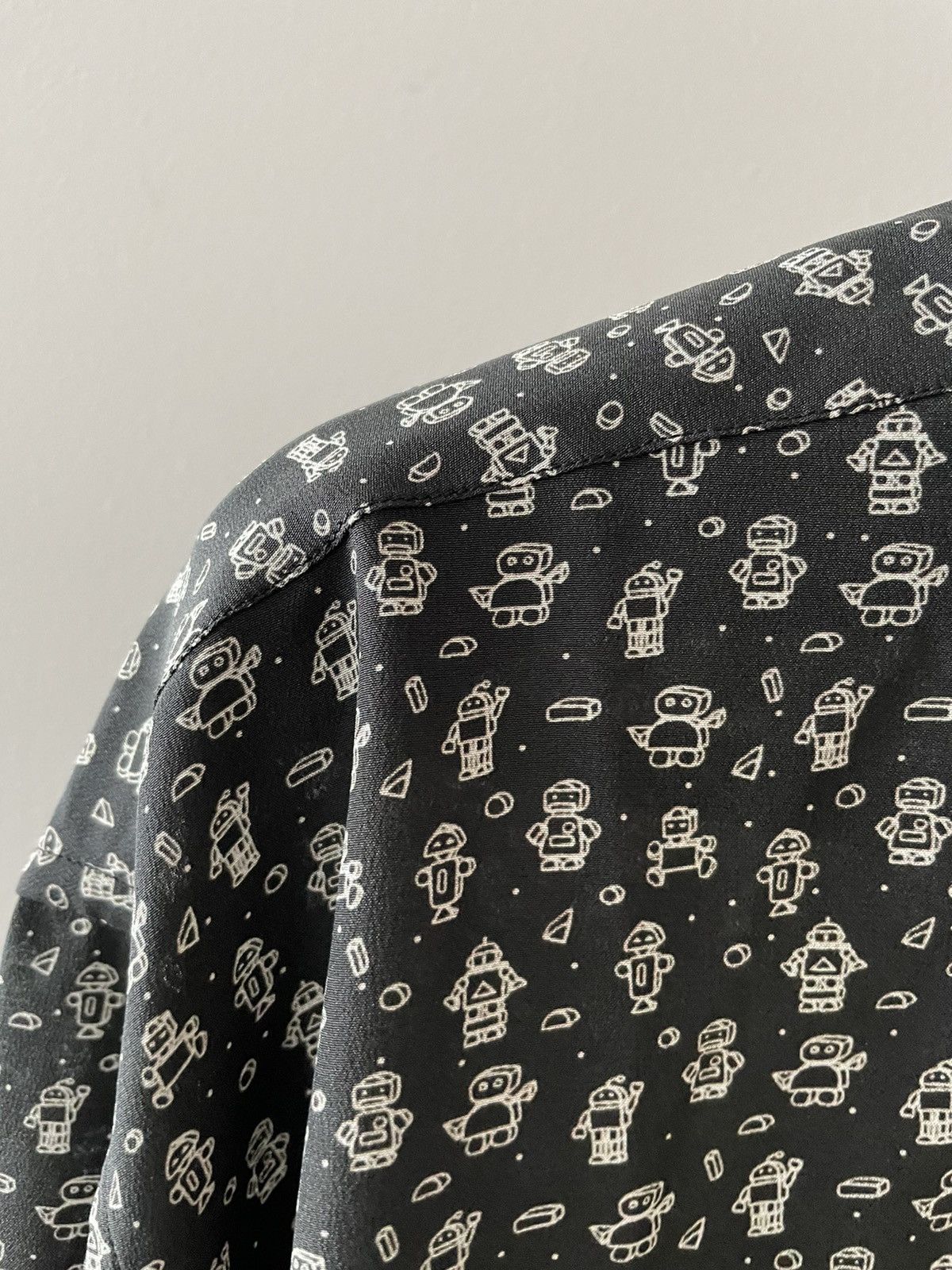 Hedi Slimane × Saint Laurent Paris × Yves Saint Laurent Super Runway Saint Laurent Silk Shirt Brand New Size US XL / EU 56 / 4 - 23 Thumbnail