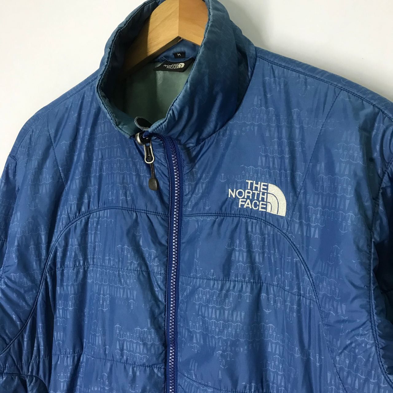 The North Face × Vintage 🔥 Vintage The North Face Full Print Puffer Blue Jacket Size US M / EU 48-50 / 2 - 2 Thumbnail
