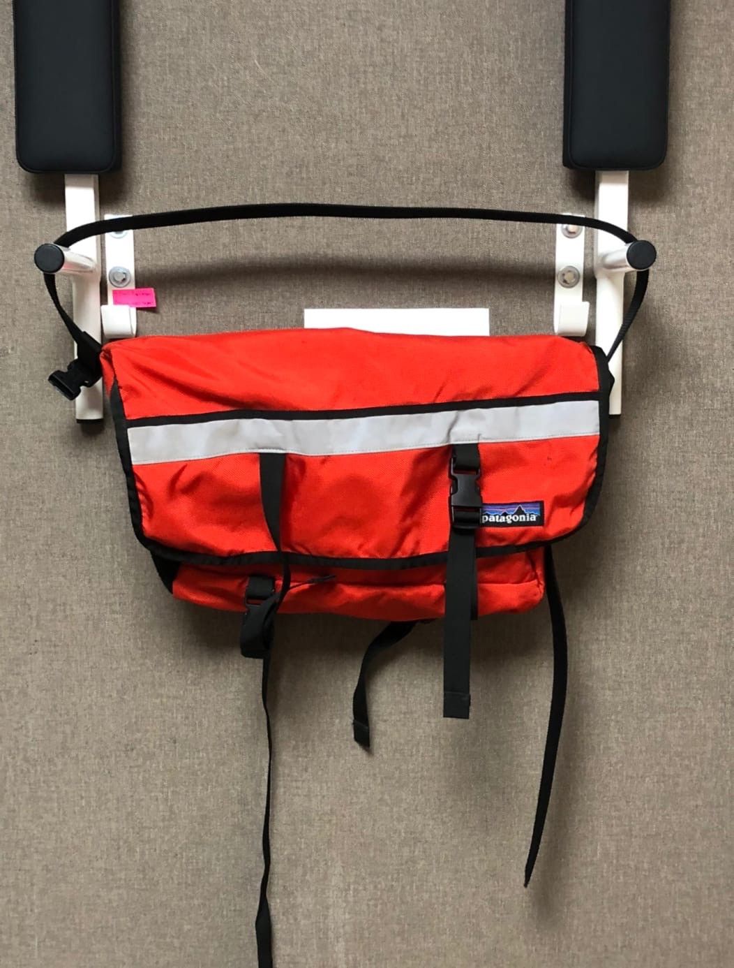 Patagonia Fall 1998 Vintage Messenger Bag Size ONE SIZE - 1 Thumbnail
