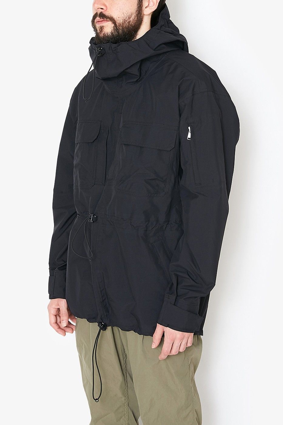 Nonnative HANDYMAN HOODED PULLOVER NYLON RIPSTOP GORE-TEX PRO 3L