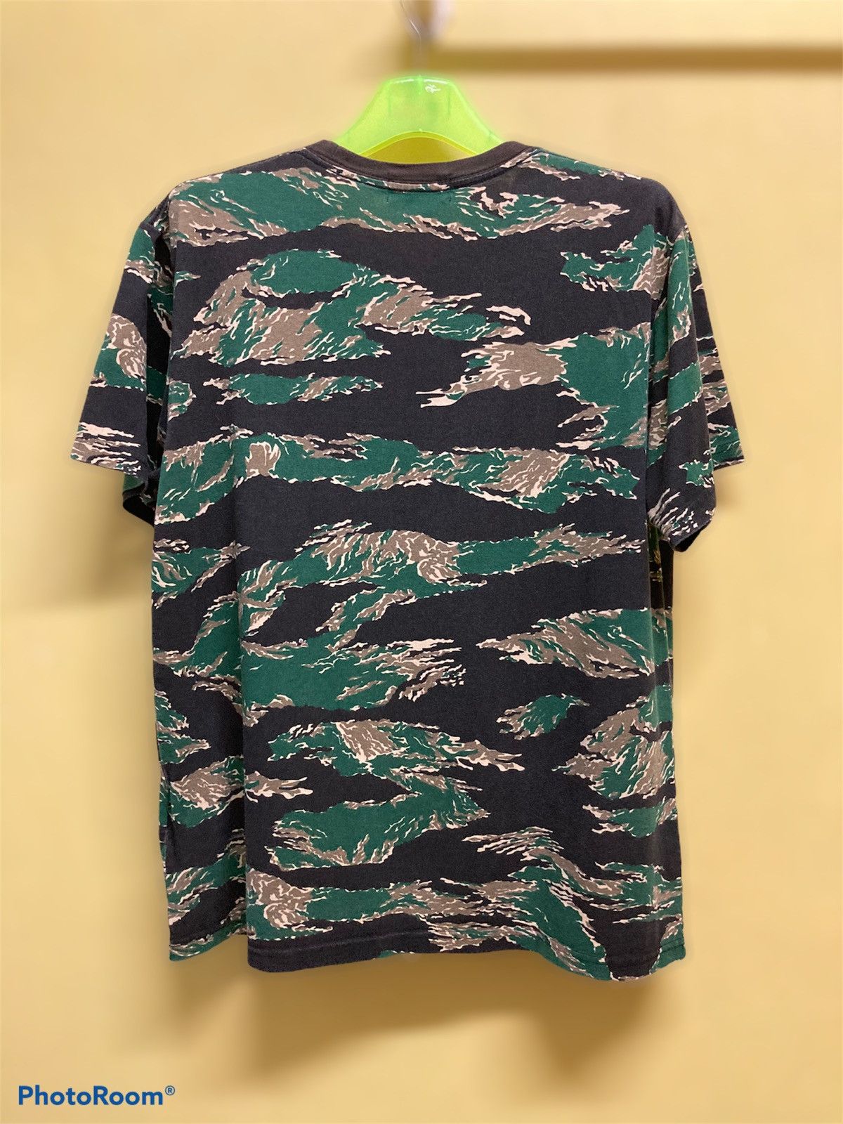 Bape Bape Tiger Stripes Camouflage Reflective Logo T-Shirt Size US M / EU 48-50 / 2 - 3 Thumbnail