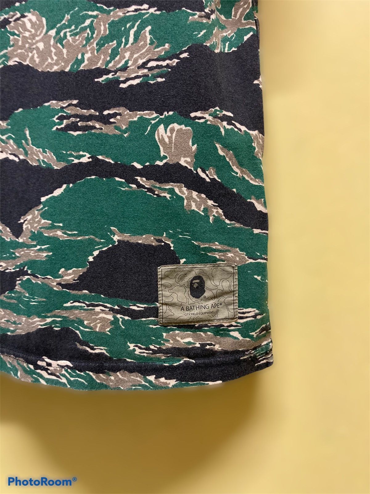 Bape Bape Tiger Stripes Camouflage Reflective Logo T-Shirt Size US M / EU 48-50 / 2 - 7 Thumbnail