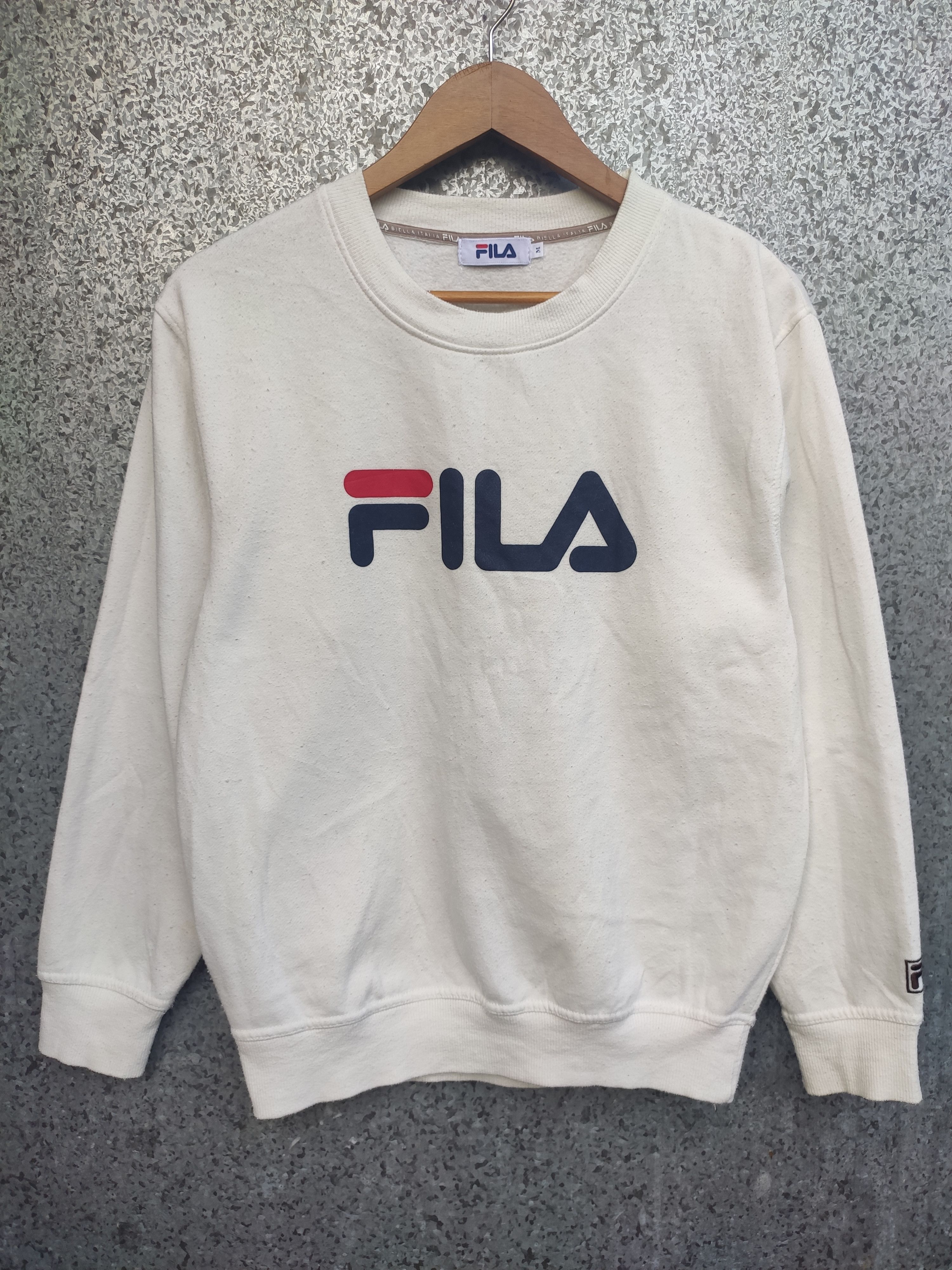 Fila 🔥 Vintage 90s Vintage Fila sweatshirt big logo Size US M / EU 48-50 / 2 - 1 Thumbnail
