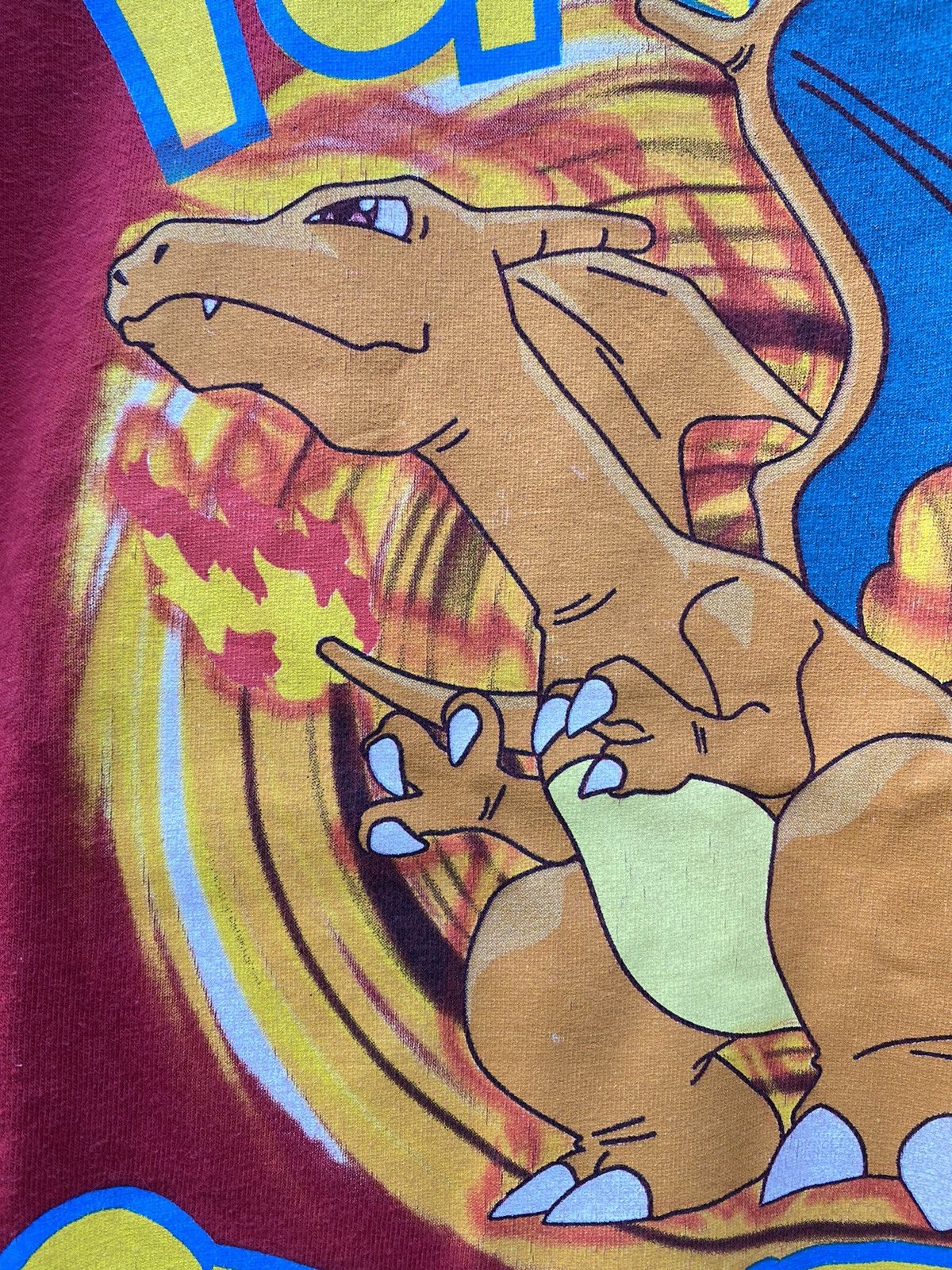 VINTAGE 99' POKEMON SOLO CHARIZARD SHIRT GREAT PRINTED