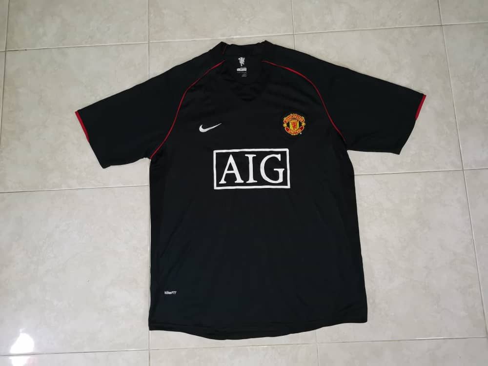 Jersey Manchester United Nike Manchester United Jersey by nike Grailed