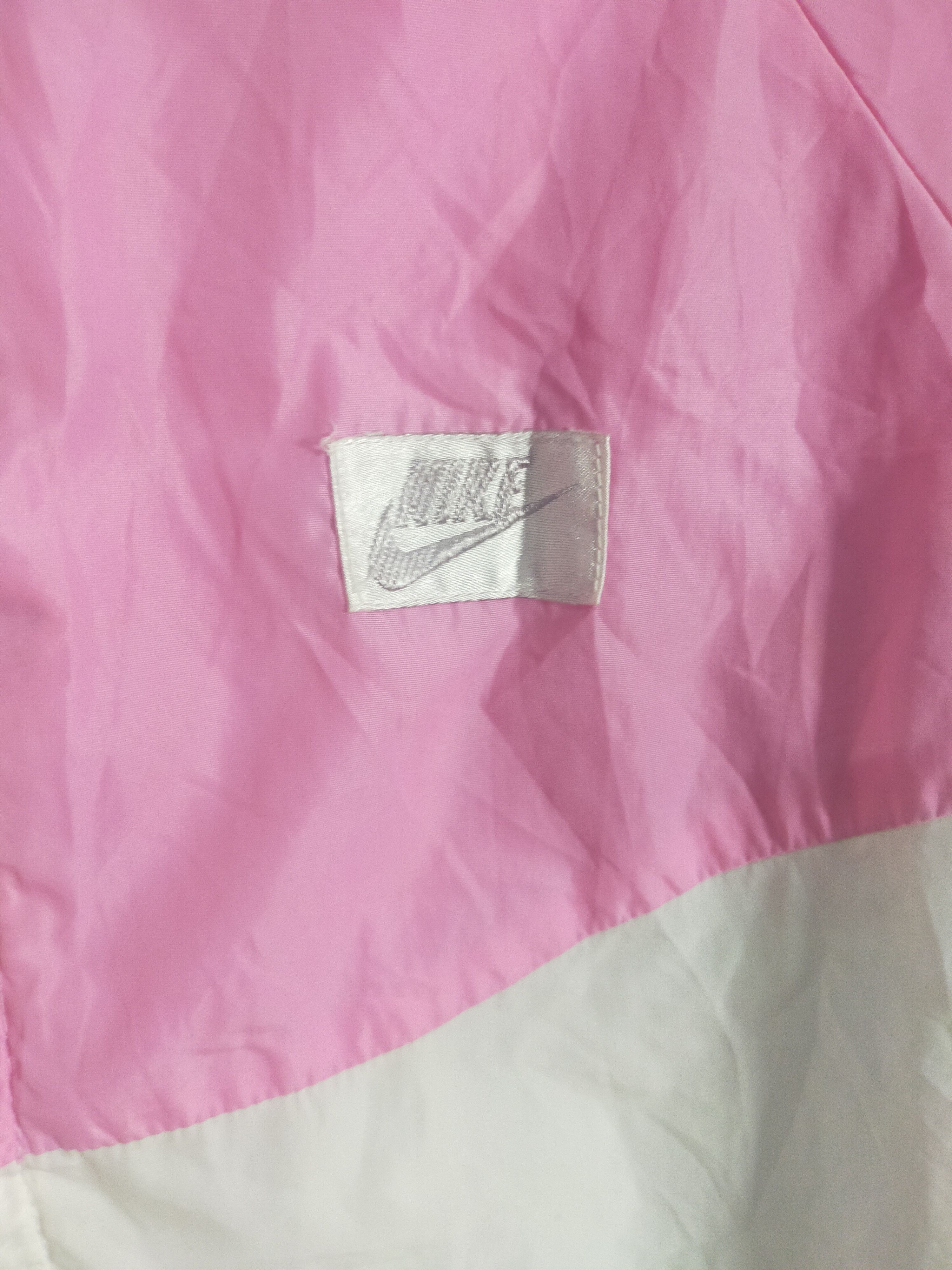 Nike Vintage Nike jacket windbreaker streetwear Size US L / EU 52-54 / 3 - 3 Thumbnail