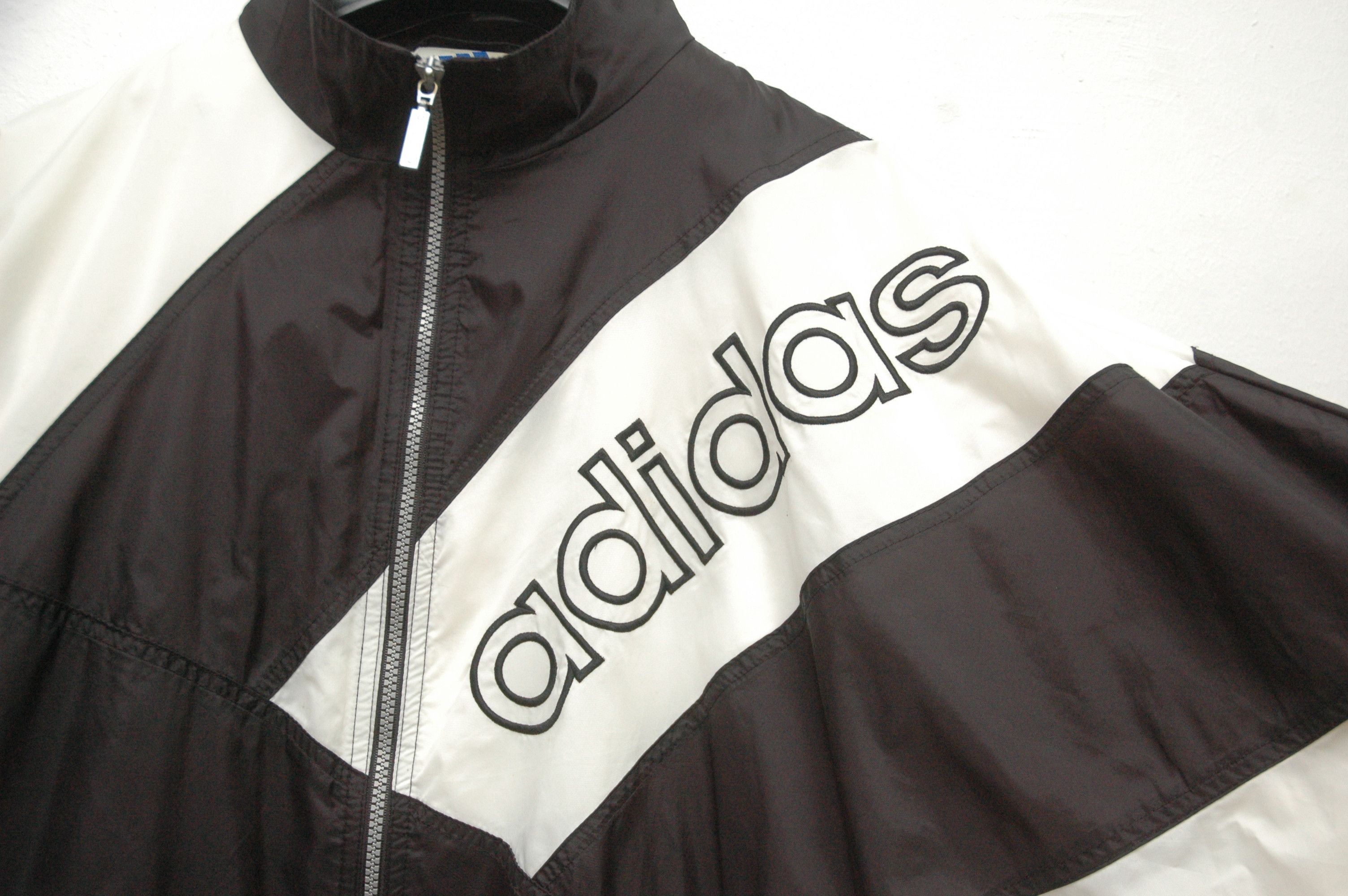 Adidas × Vintage Adidas Vintage 90s Light Jacket Size US L / EU 52-54 / 3 - 4 Thumbnail