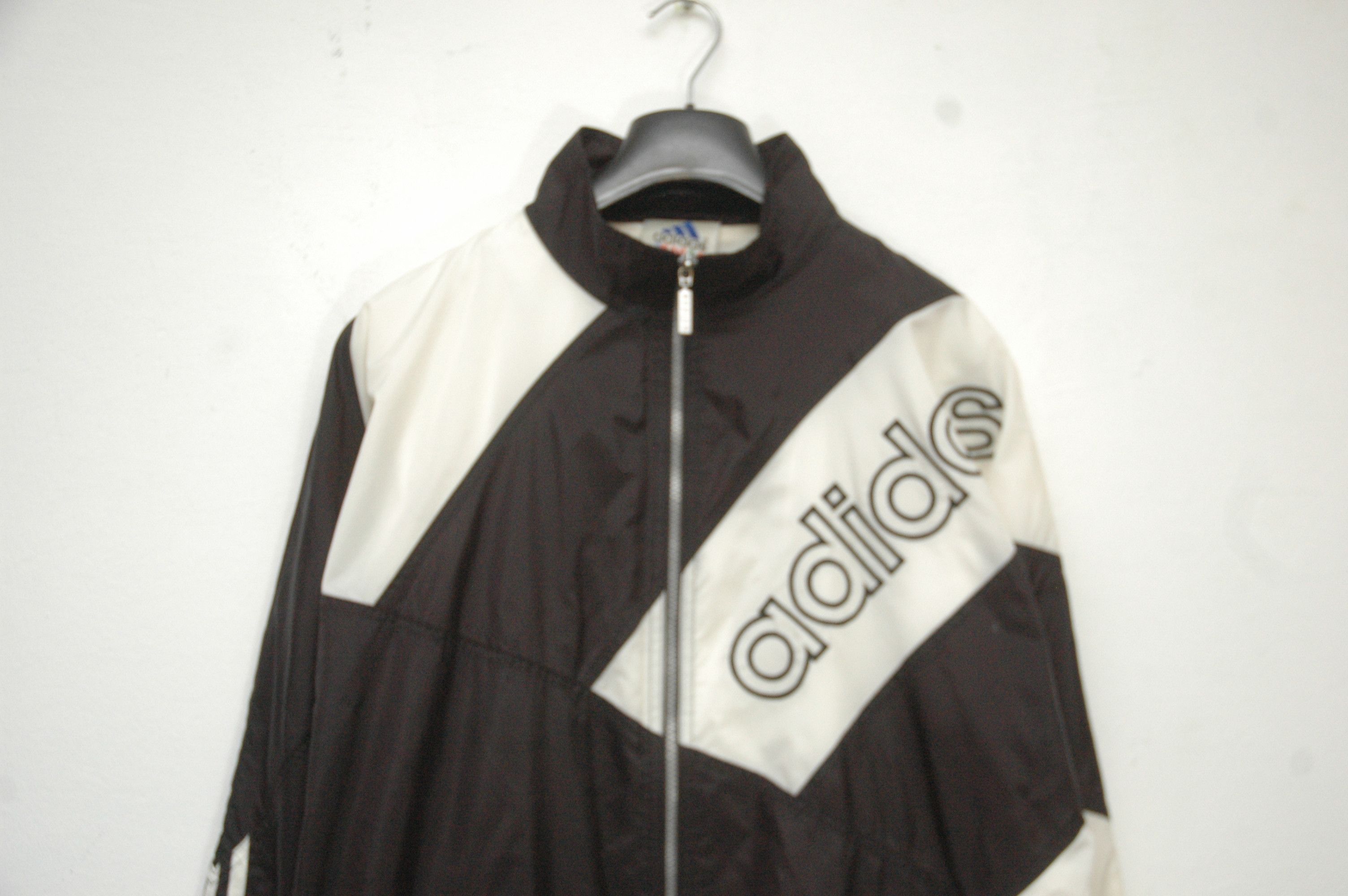 Adidas × Vintage Adidas Vintage 90s Light Jacket Size US L / EU 52-54 / 3 - 3 Thumbnail