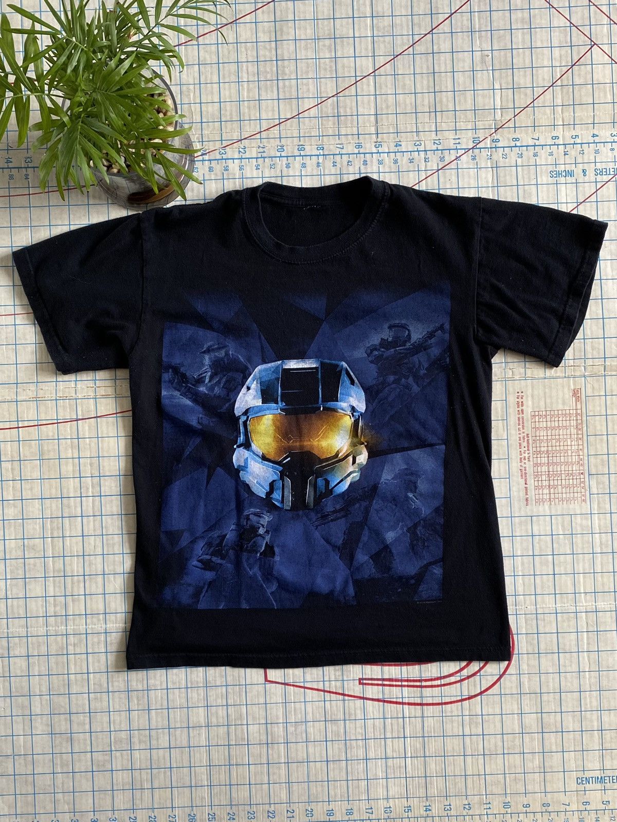 Halo × Microsoft Halo The Master Chief Collection Tee Black Fits Small 2014 Size US S / EU 44-46 / 1 - 1 Thumbnail