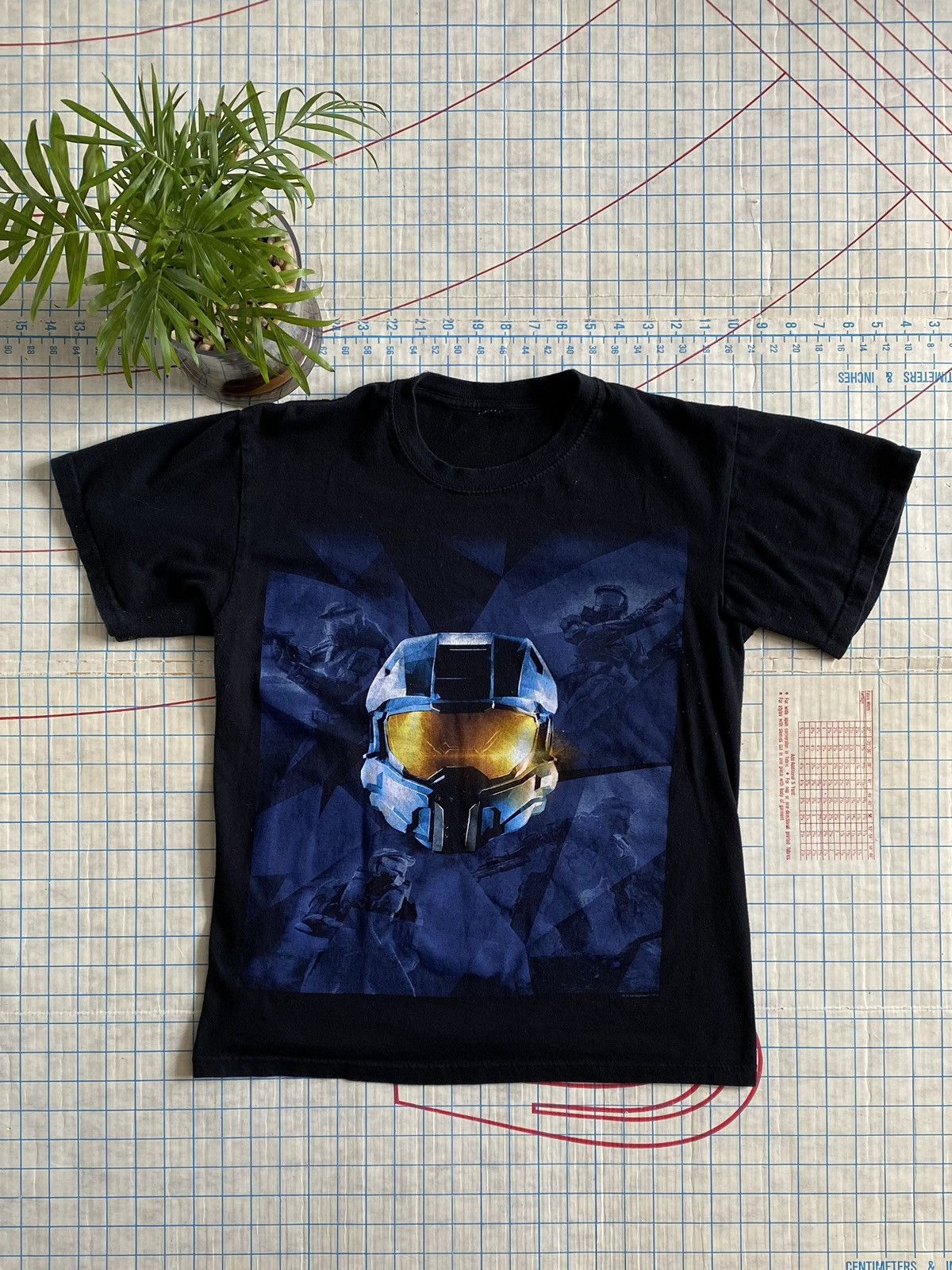 Halo × Microsoft Halo The Master Chief Collection Tee Black Fits Small 2014 Size US S / EU 44-46 / 1 - 3 Thumbnail