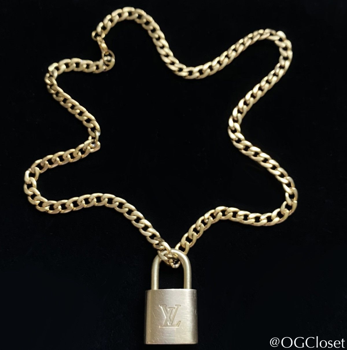 Louis Vuitton Louis Vuitton Lock & Gold Chain | Grailed