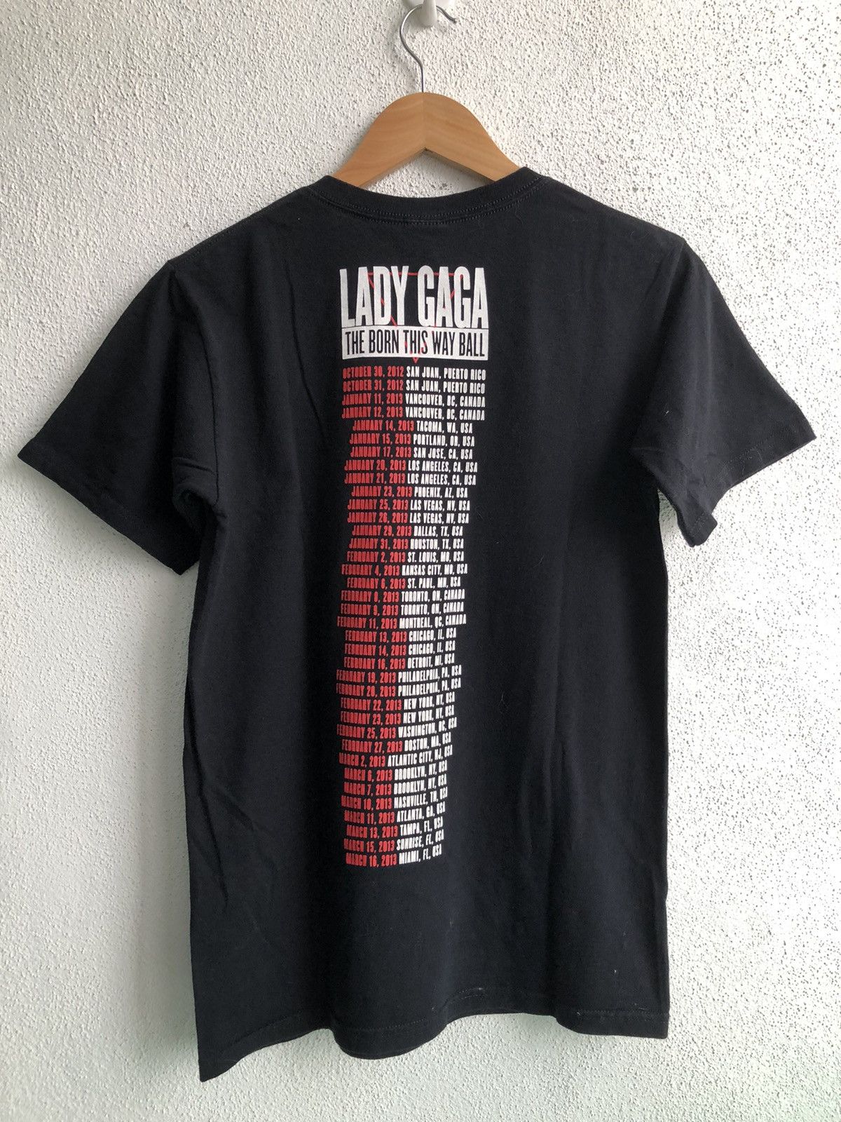 Band Tees Lady Gaga Tour Tee (The Born This Way Ball 2012) Size US S / EU 44-46 / 1 - 2 Thumbnail
