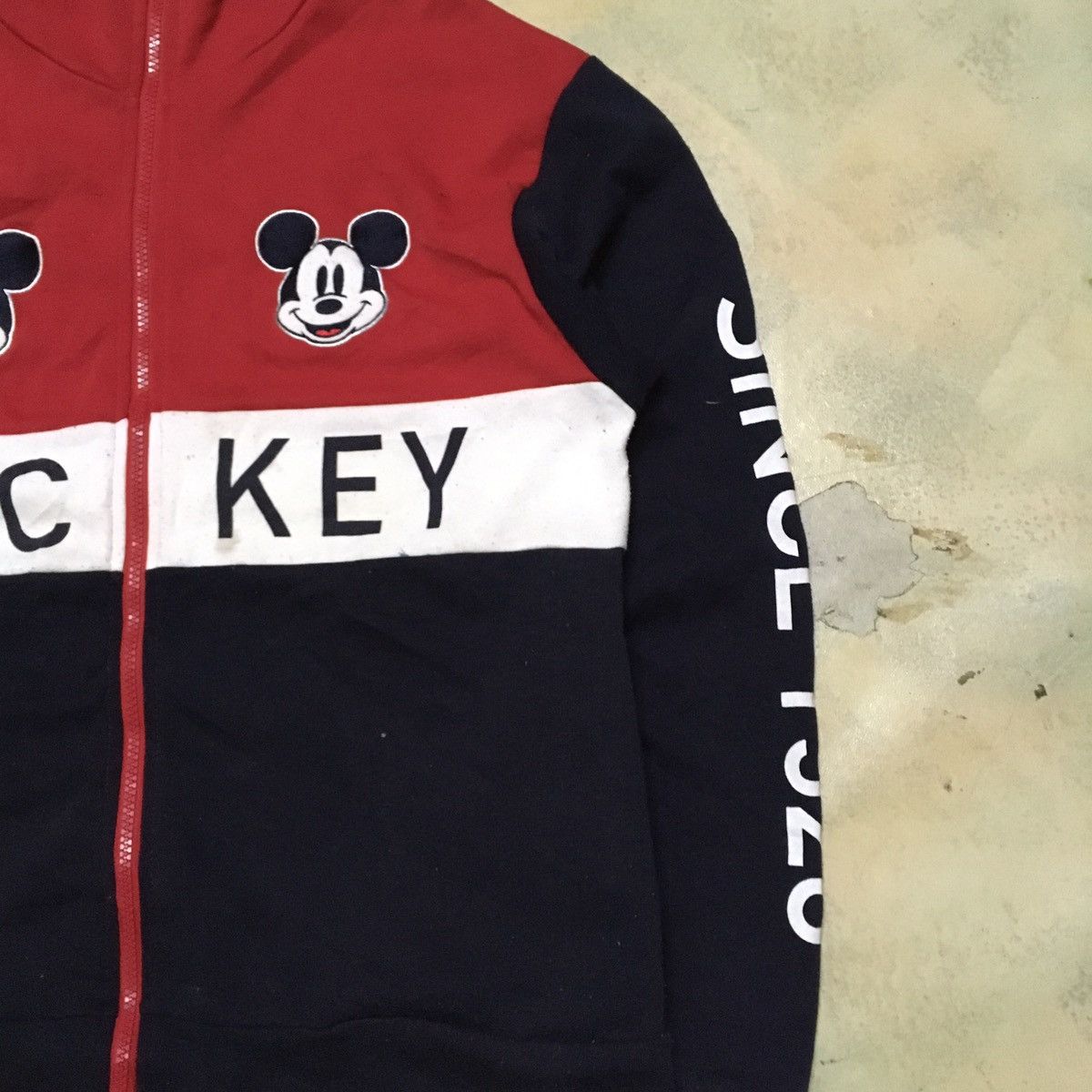 Mickey Mouse Disney Mickey Mouse Hoody Sweater Size US L / EU 52-54 / 3 - 3 Thumbnail