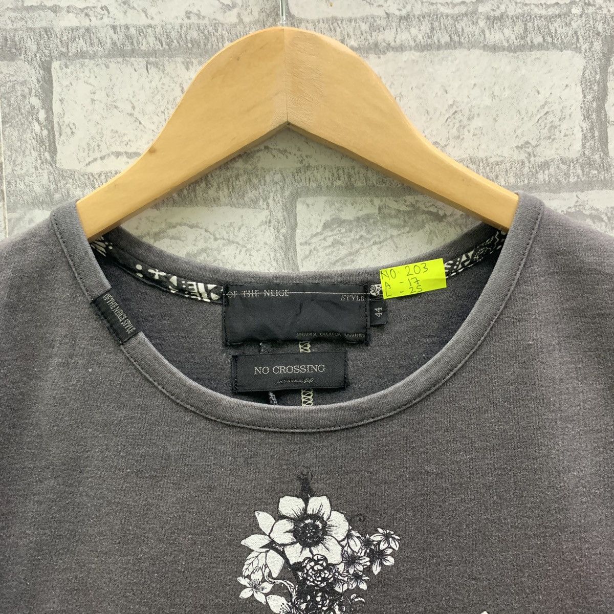 Japanese Brand No Crossing Of The Neige Style Japanese Brand Tee T-shirts Size US S / EU 44-46 / 1 - 6 Thumbnail