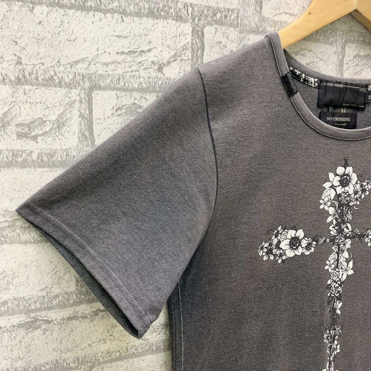 Japanese Brand No Crossing Of The Neige Style Japanese Brand Tee T-shirts Size US S / EU 44-46 / 1 - 14 Thumbnail