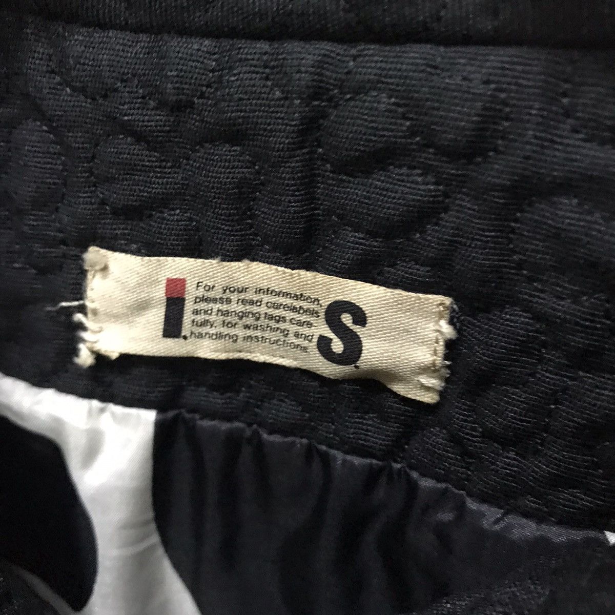 Issey Miyake Vintage 80s Issey Miyake distressed peacoat card motive Size US M / EU 48-50 / 2 - 7 Thumbnail