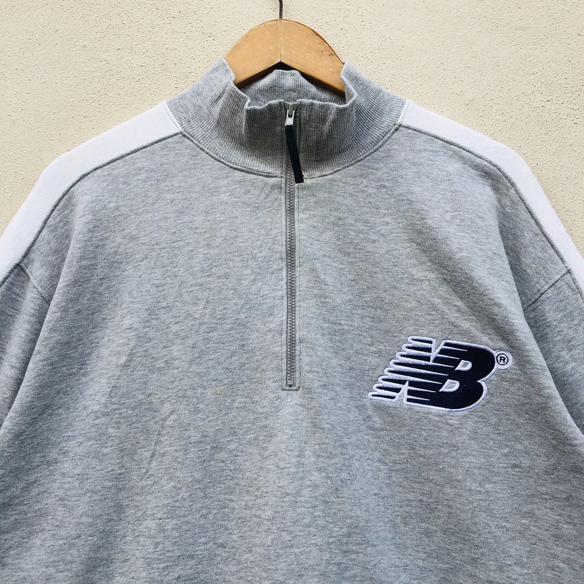 New Balance Vintage NEW BALANCE EMBROIDERED LOGO 1/4 Half Zip Sweater Size US L / EU 52-54 / 3 - 2 Thumbnail