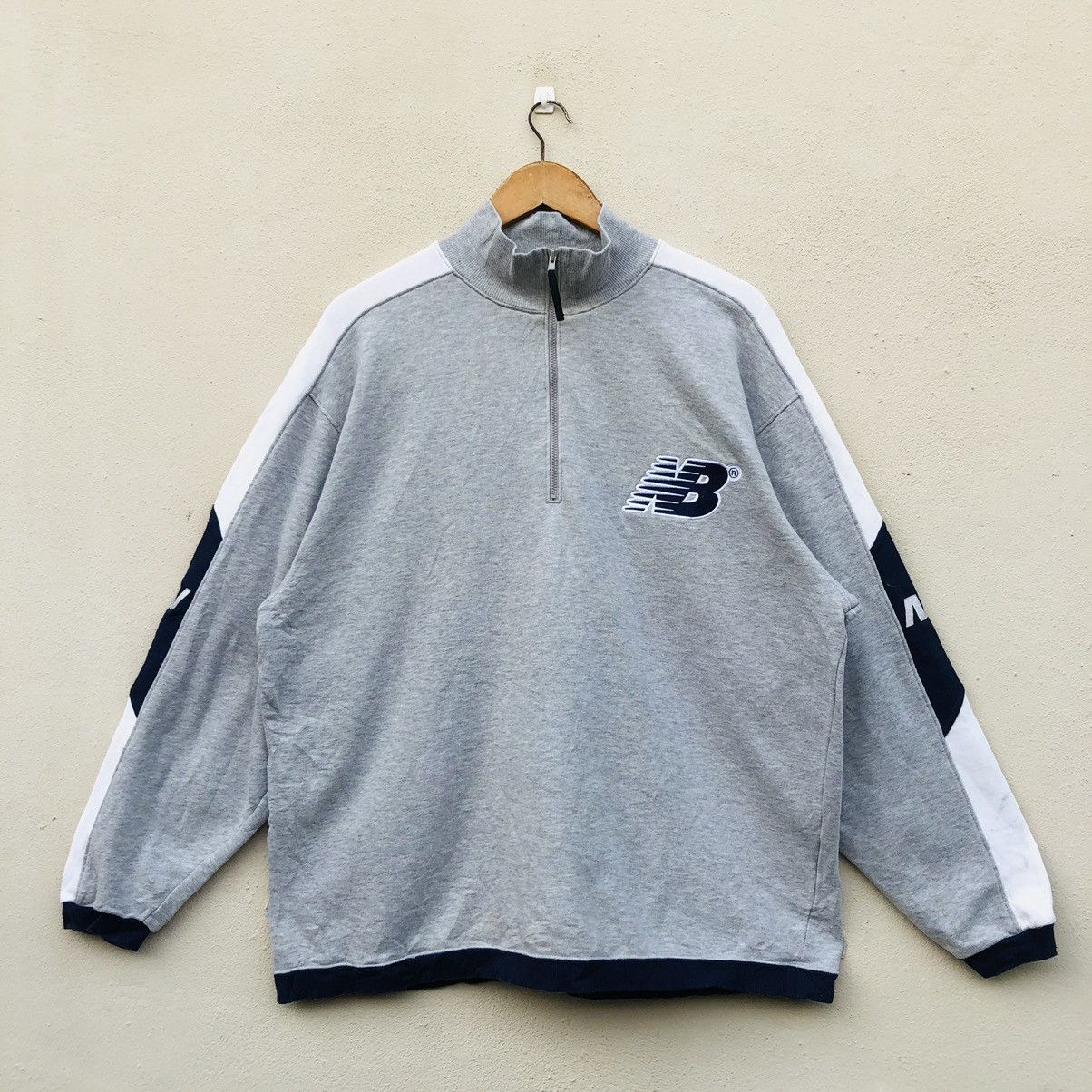 New Balance Vintage NEW BALANCE EMBROIDERED LOGO 1/4 Half Zip Sweater Size US L / EU 52-54 / 3 - 1 Thumbnail